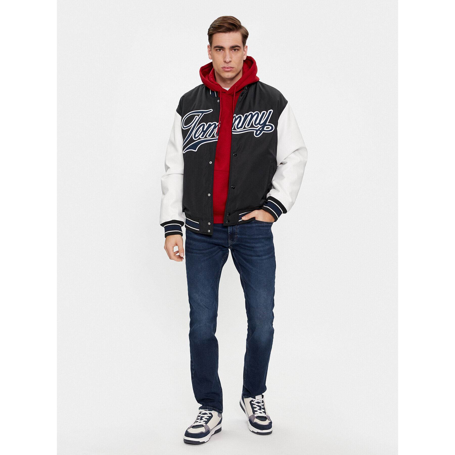 Tommy Jeans Яке бомбър Letterman DM0DM17880 Черен Regular Fit - Pepit.bg
