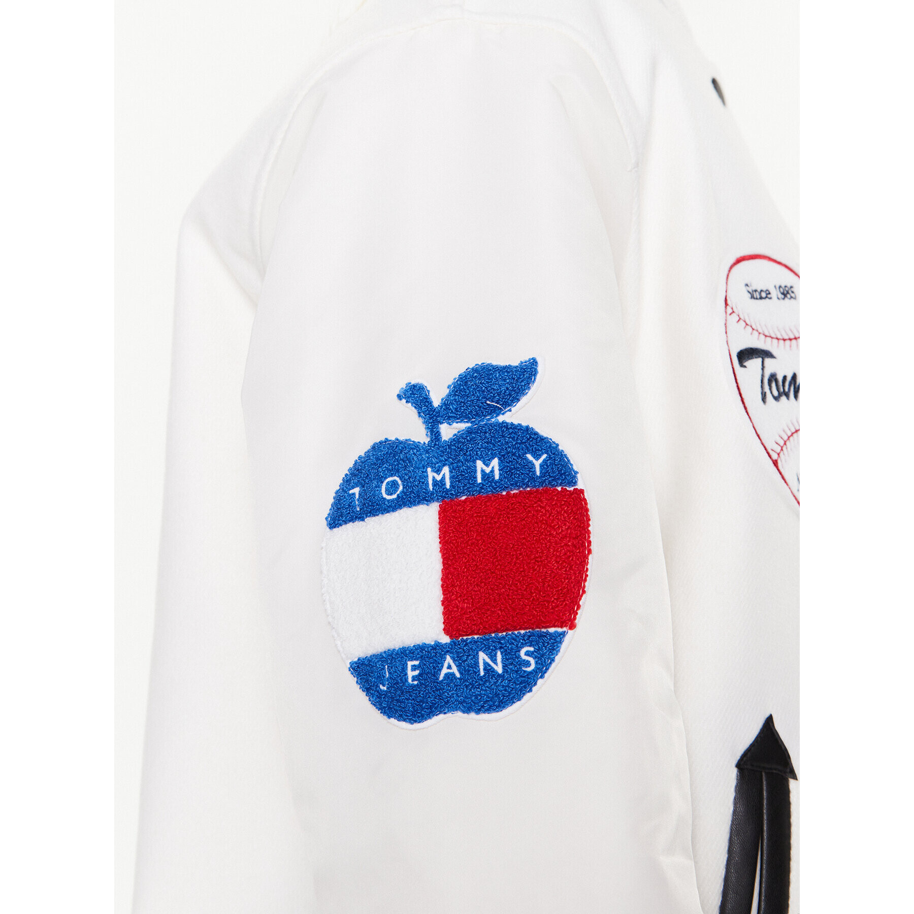 Tommy Jeans Яке бомбър Letterman DW0DW14940 Бял Oversize - Pepit.bg