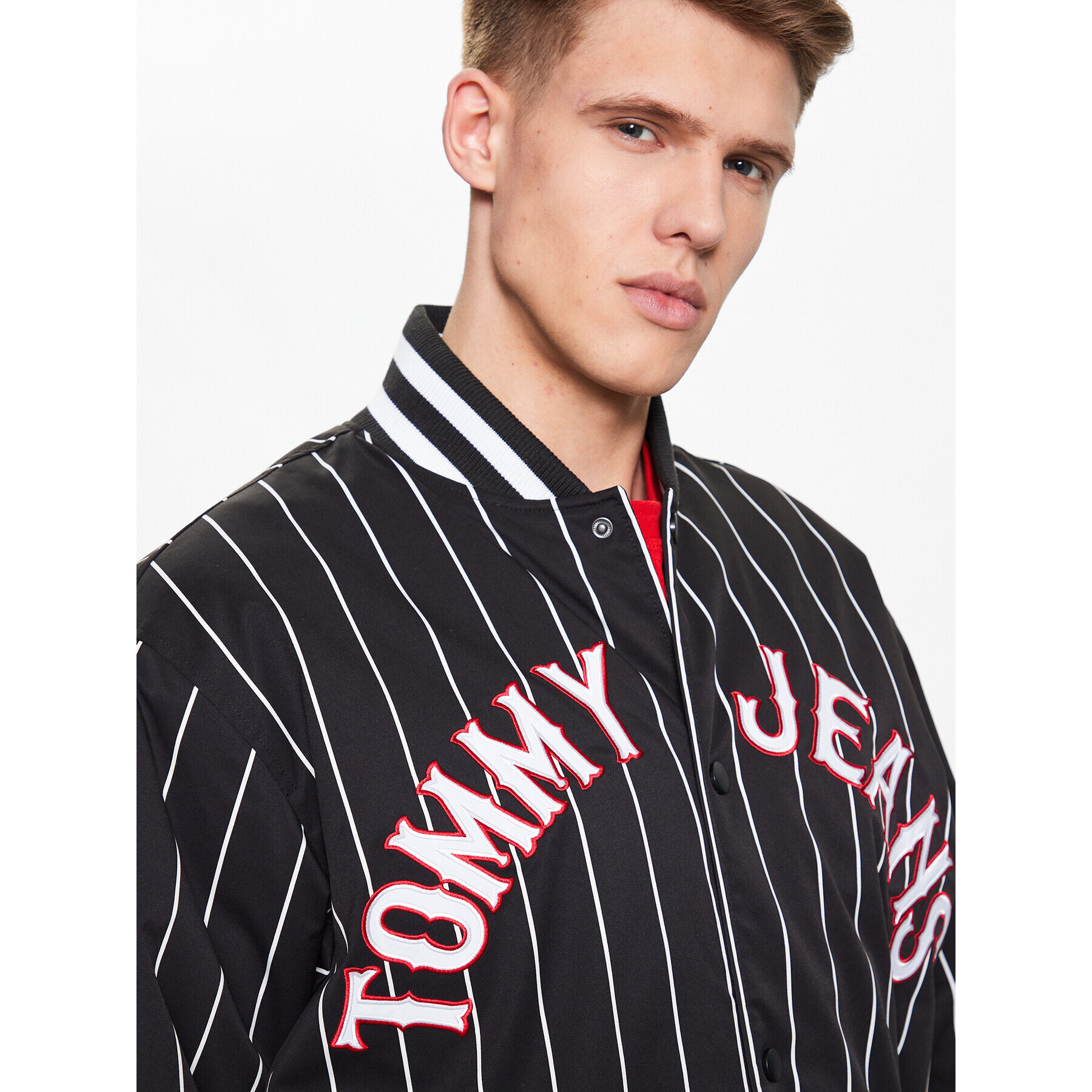 Tommy Jeans Яке бомбър Pinstripe DM0DM15917 Черен Relaxed Fit - Pepit.bg