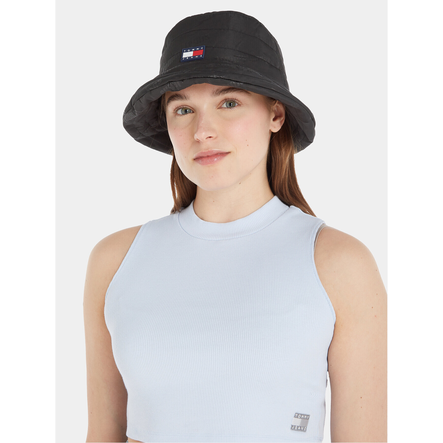 Tommy Jeans Капела Tjw Skater Girl Padded Bucket AW0AW15655 Черен - Pepit.bg