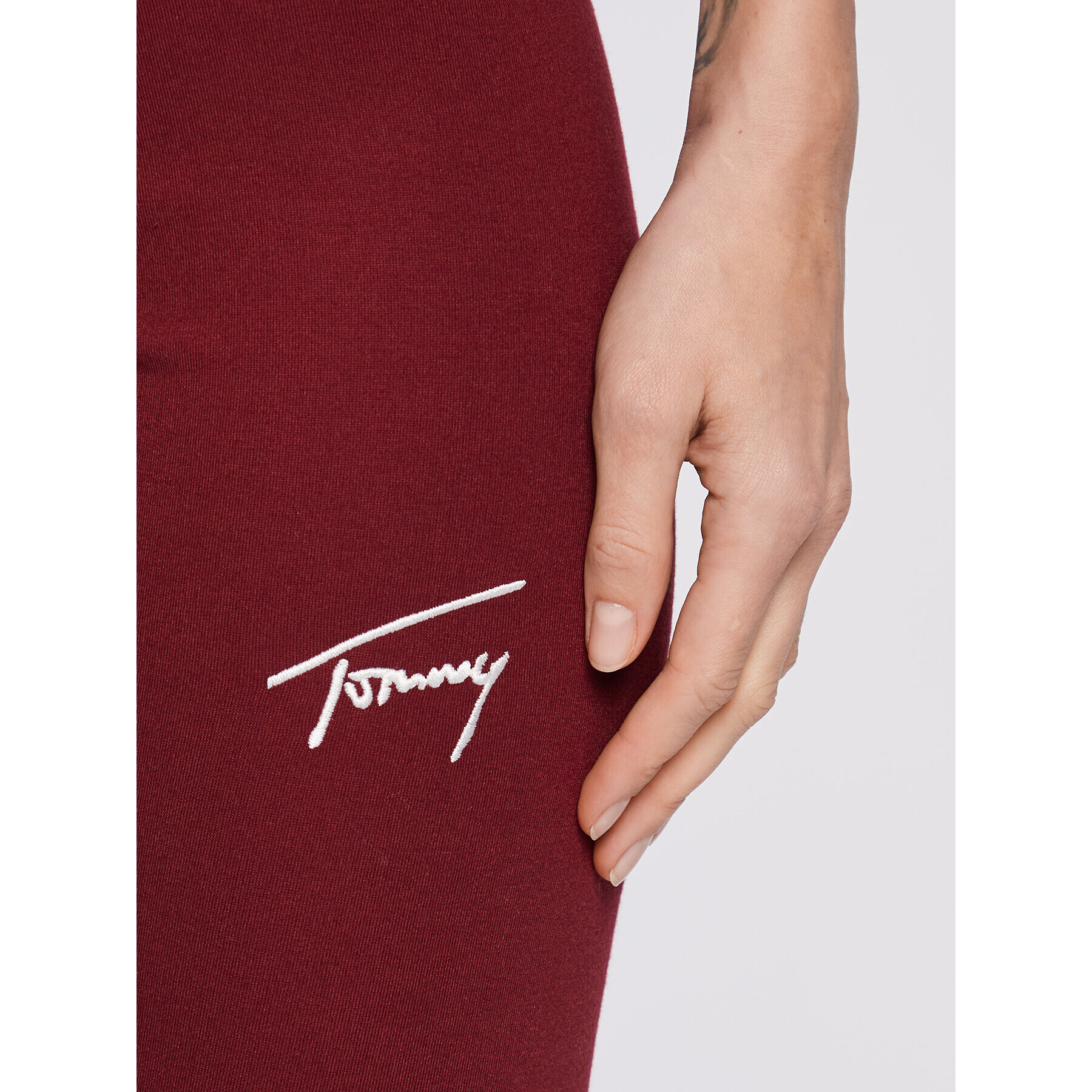 Tommy Jeans Клин Signature DW0DW13758 Бордо Slim Fit - Pepit.bg