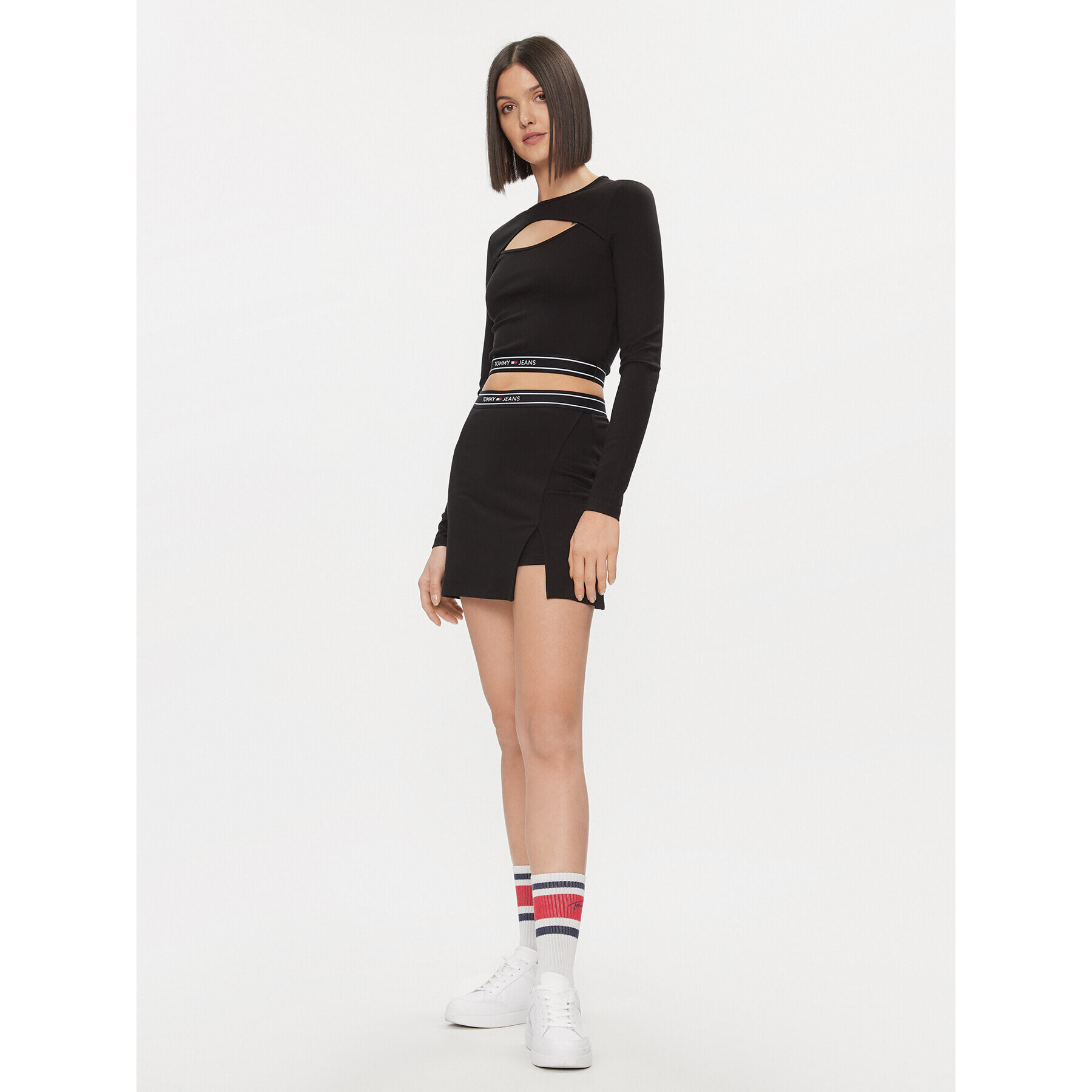 Tommy Jeans Мини пола DW0DW17436 Черен Slim Fit - Pepit.bg