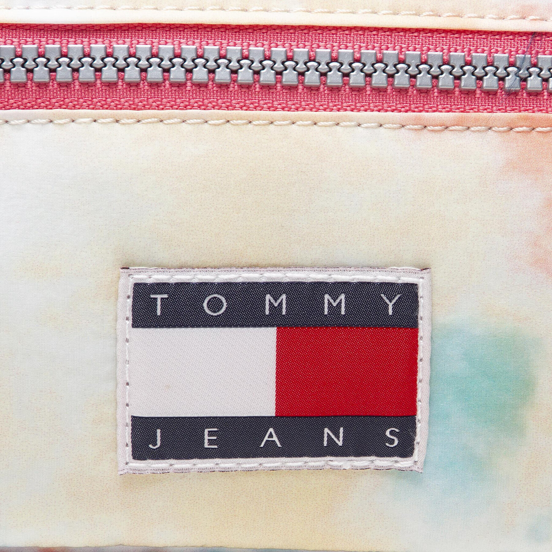 Tommy Jeans Несесер Tjw Travel Washbag Tie Dye AW0AW11807 Цветен - Pepit.bg