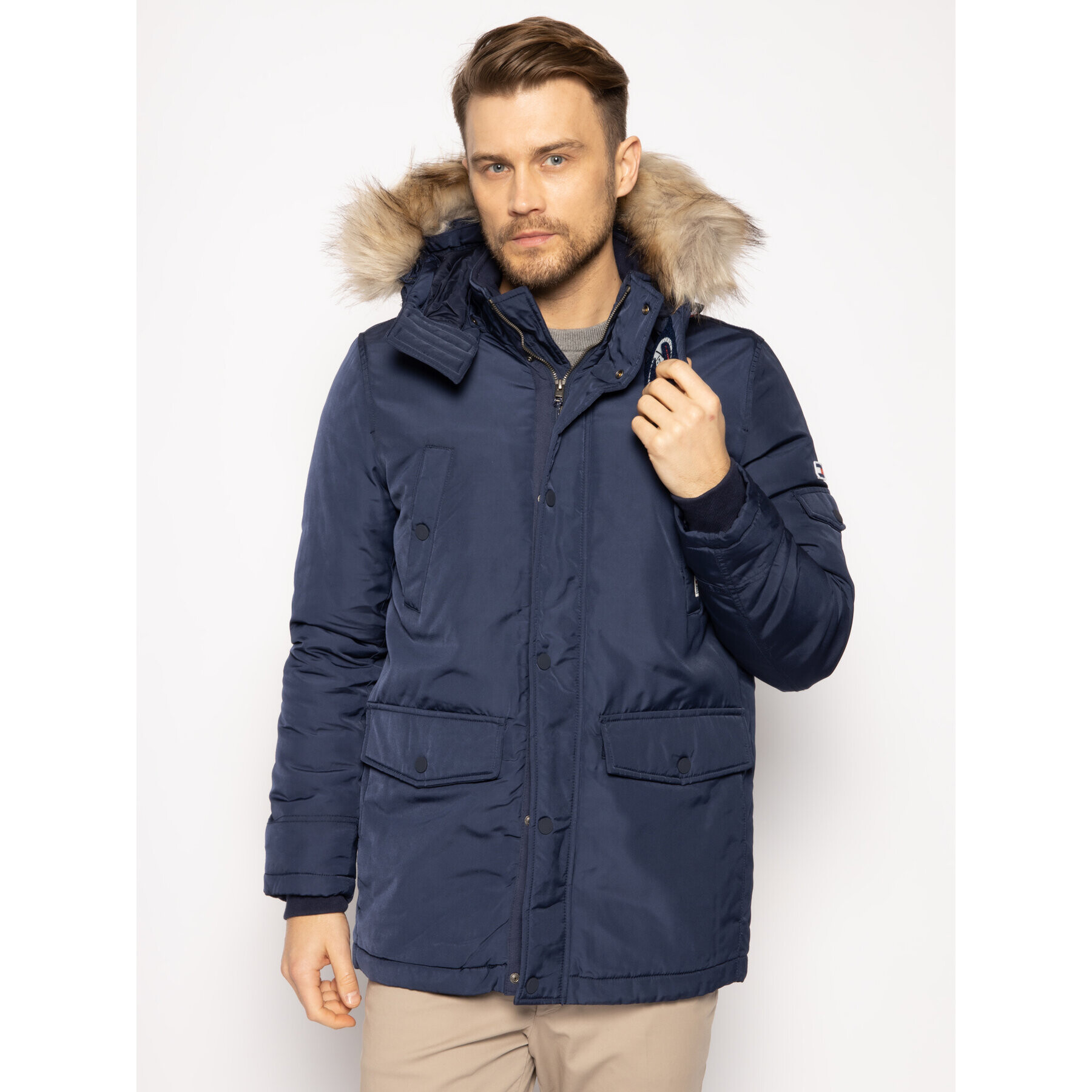Tommy Jeans Парка Tech DM0DM06907 Тъмносин Regular Fit - Pepit.bg
