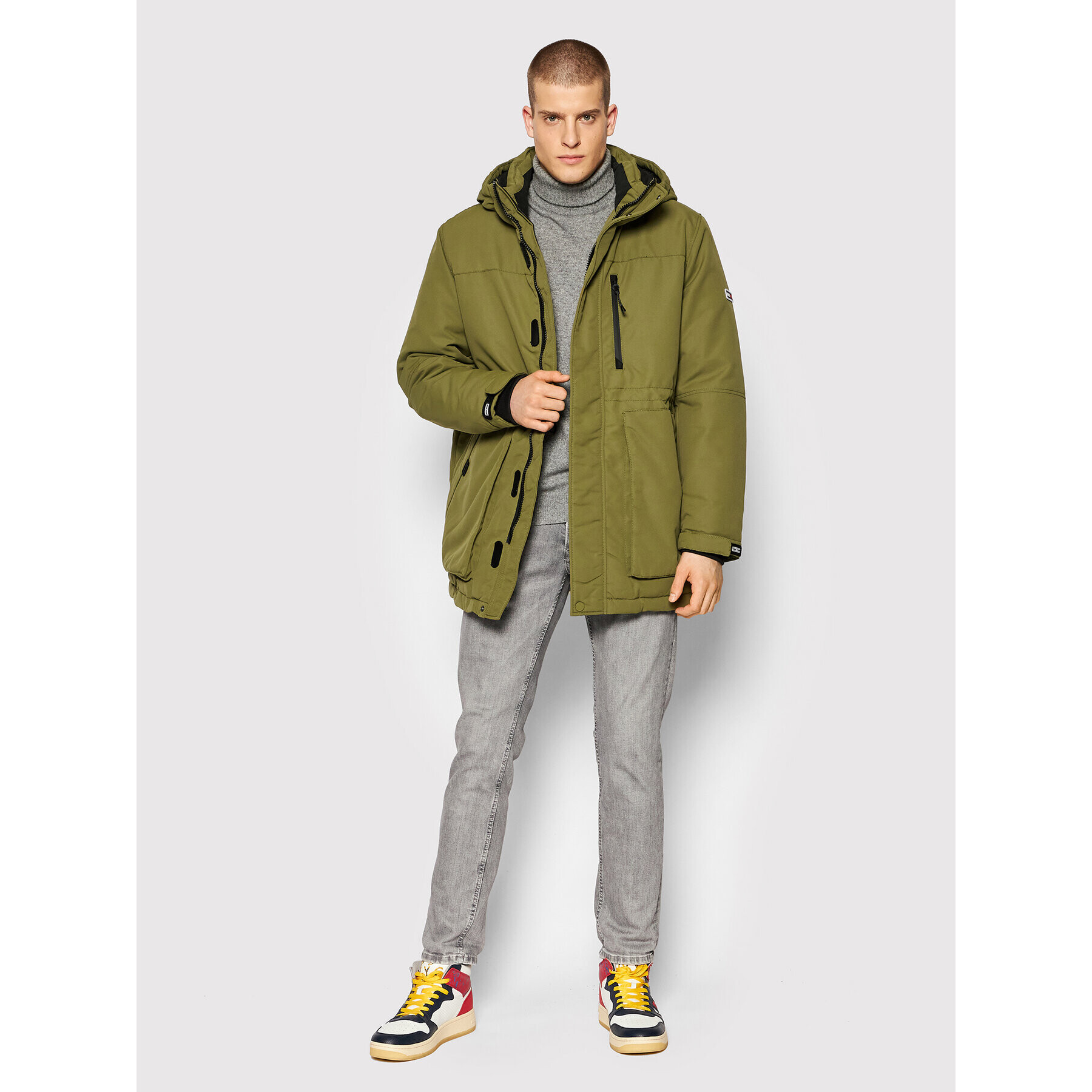 Tommy Jeans Парка Tech DM0DM11180 Зелен Regular Fit - Pepit.bg