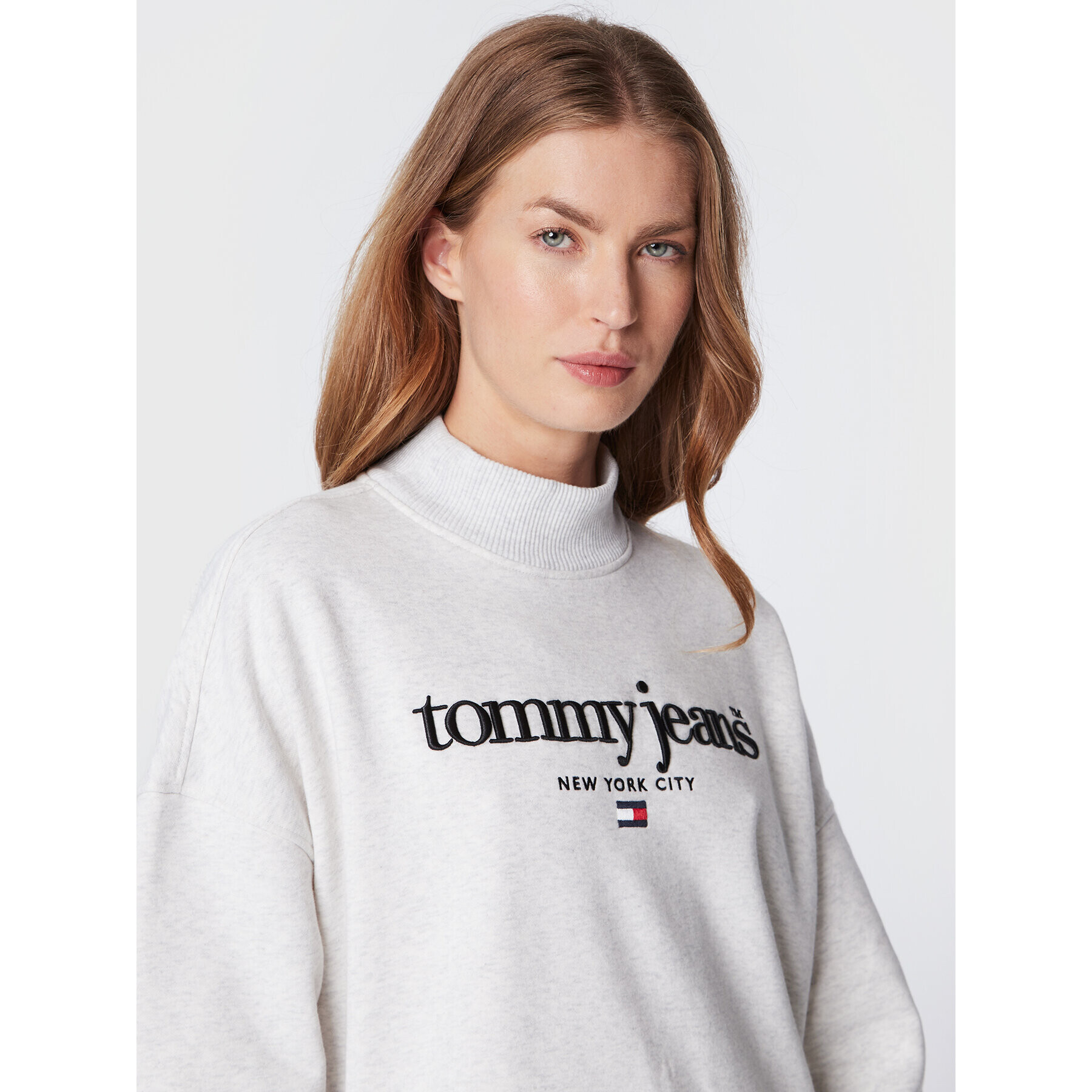 Tommy Jeans Плетена рокля Lower Case DW0DW14387 Сив Regular Fit - Pepit.bg