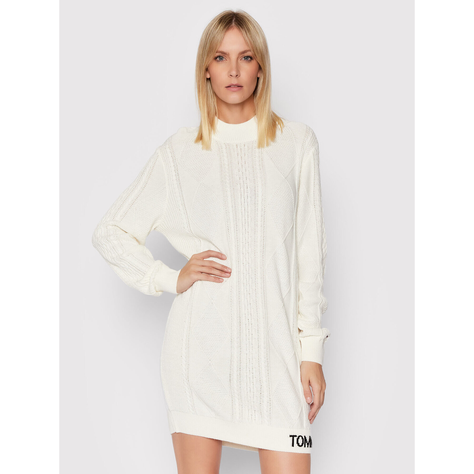 Tommy Jeans Плетена рокля Cable DW0DW11270 Бял Regular Fit - Pepit.bg