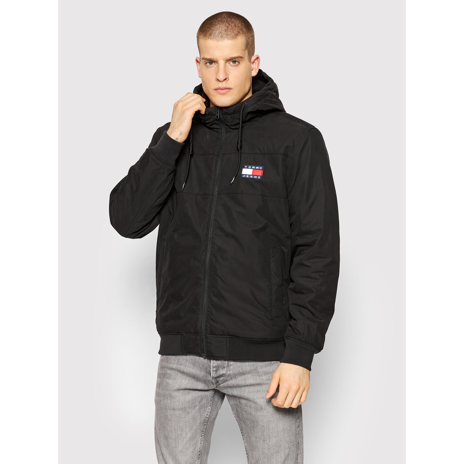 Tommy Jeans Преходно яке DM0DM11177 Черен Regular Fit - Pepit.bg