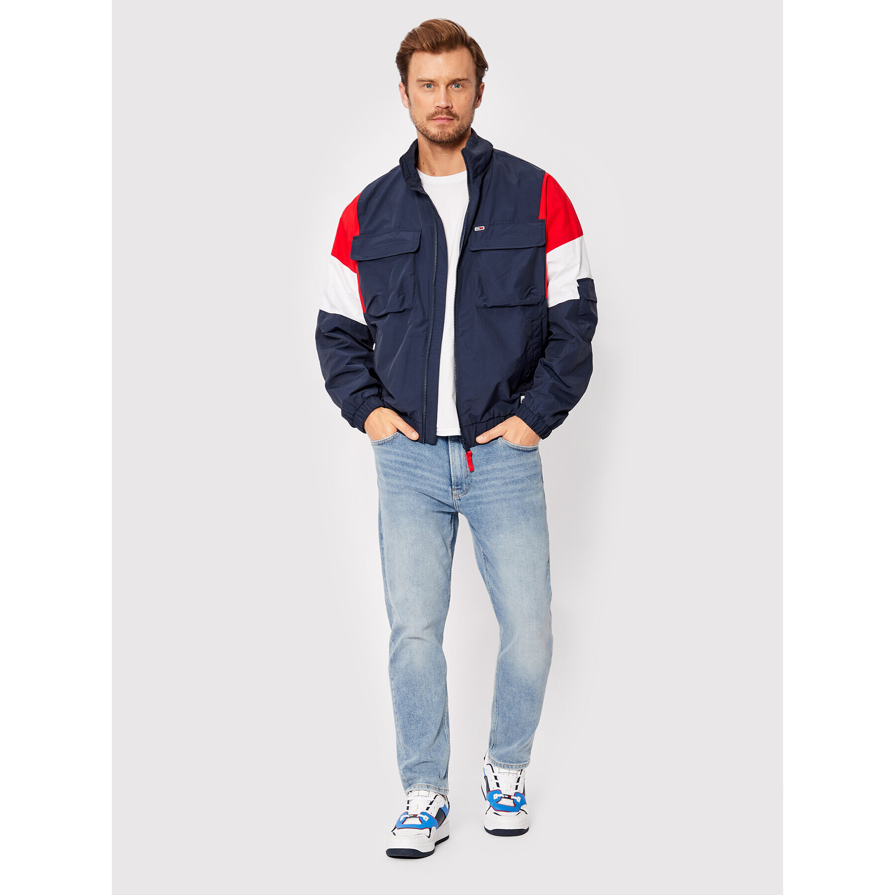 Tommy Jeans Преходно яке Tjm Archive DM0DM13058 Тъмносин Relaxed Fit - Pepit.bg