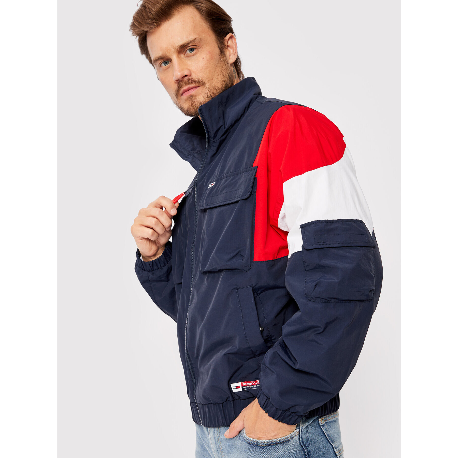 Tommy Jeans Преходно яке Tjm Archive DM0DM13058 Тъмносин Relaxed Fit - Pepit.bg