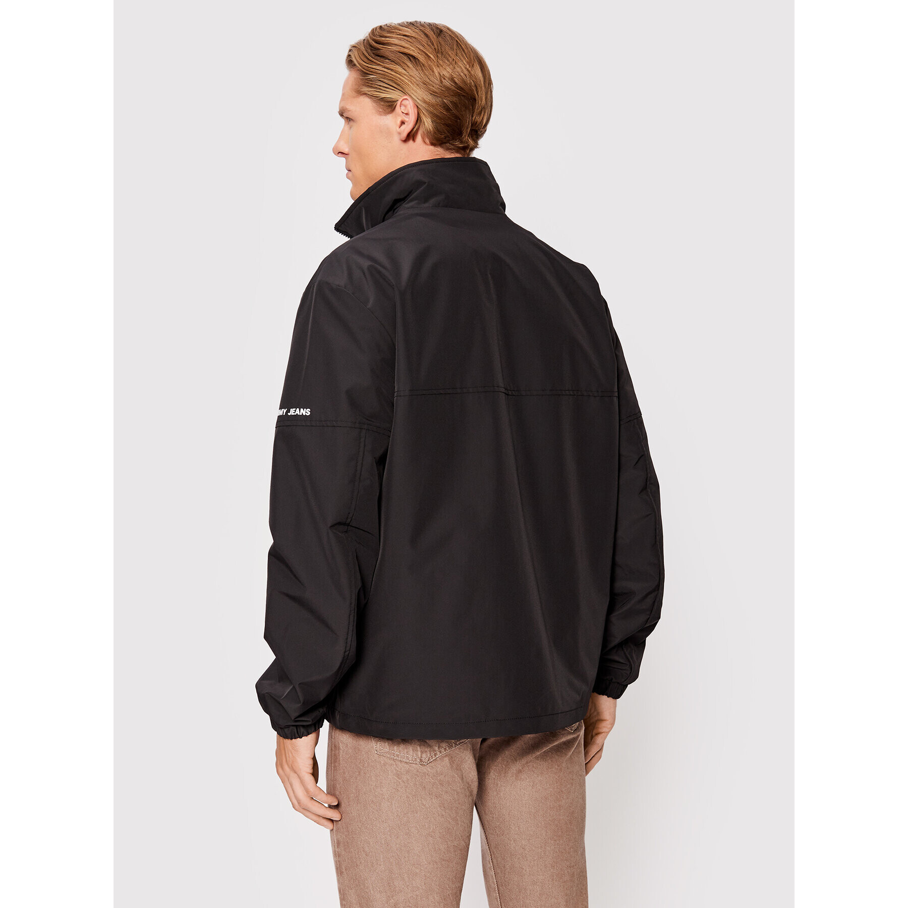 Tommy Jeans Преходно яке Essential DM0DM14337 Черен Regular Fit - Pepit.bg