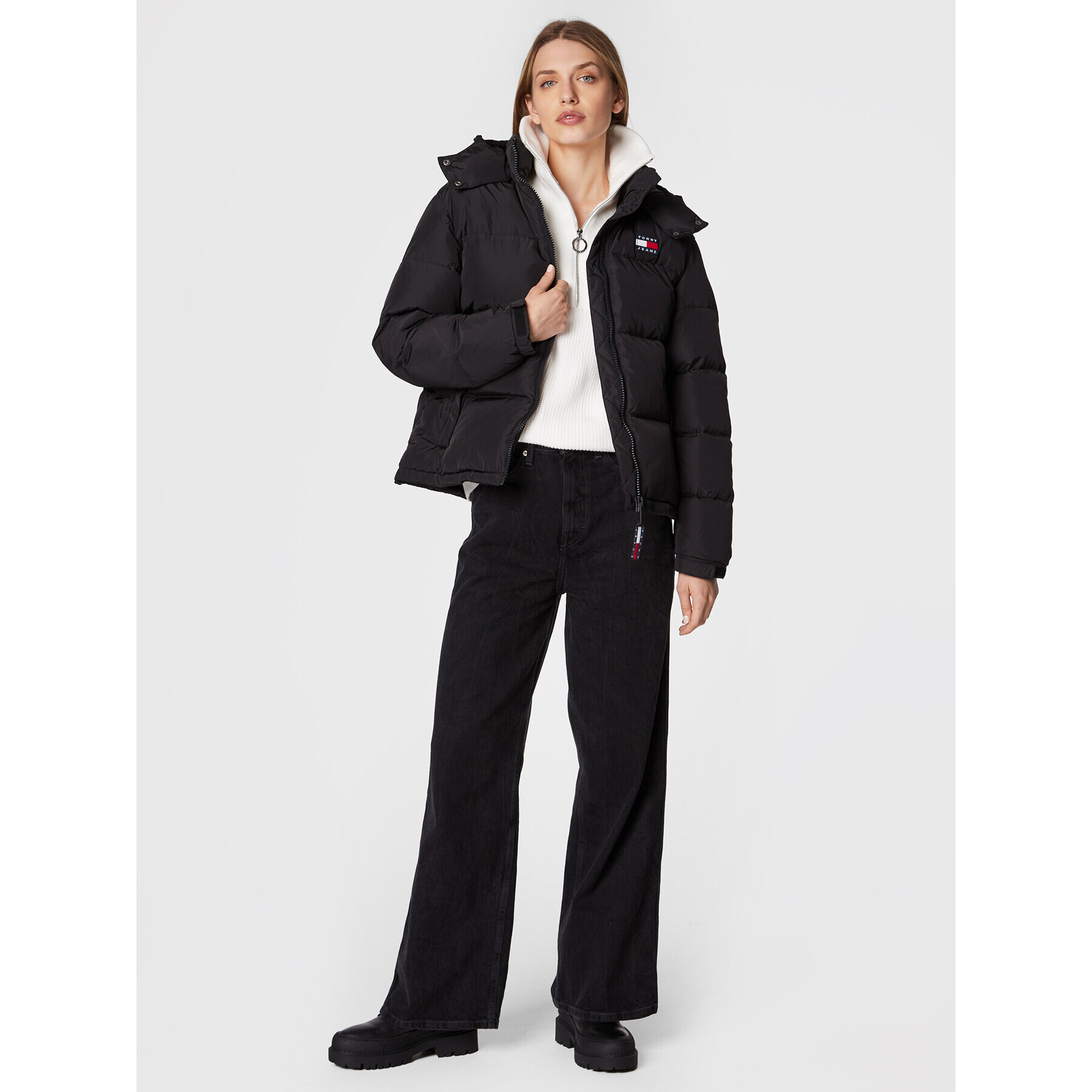 Tommy Jeans Пухено яке Alaska DW0DW14661 Черен Regular Fit - Pepit.bg