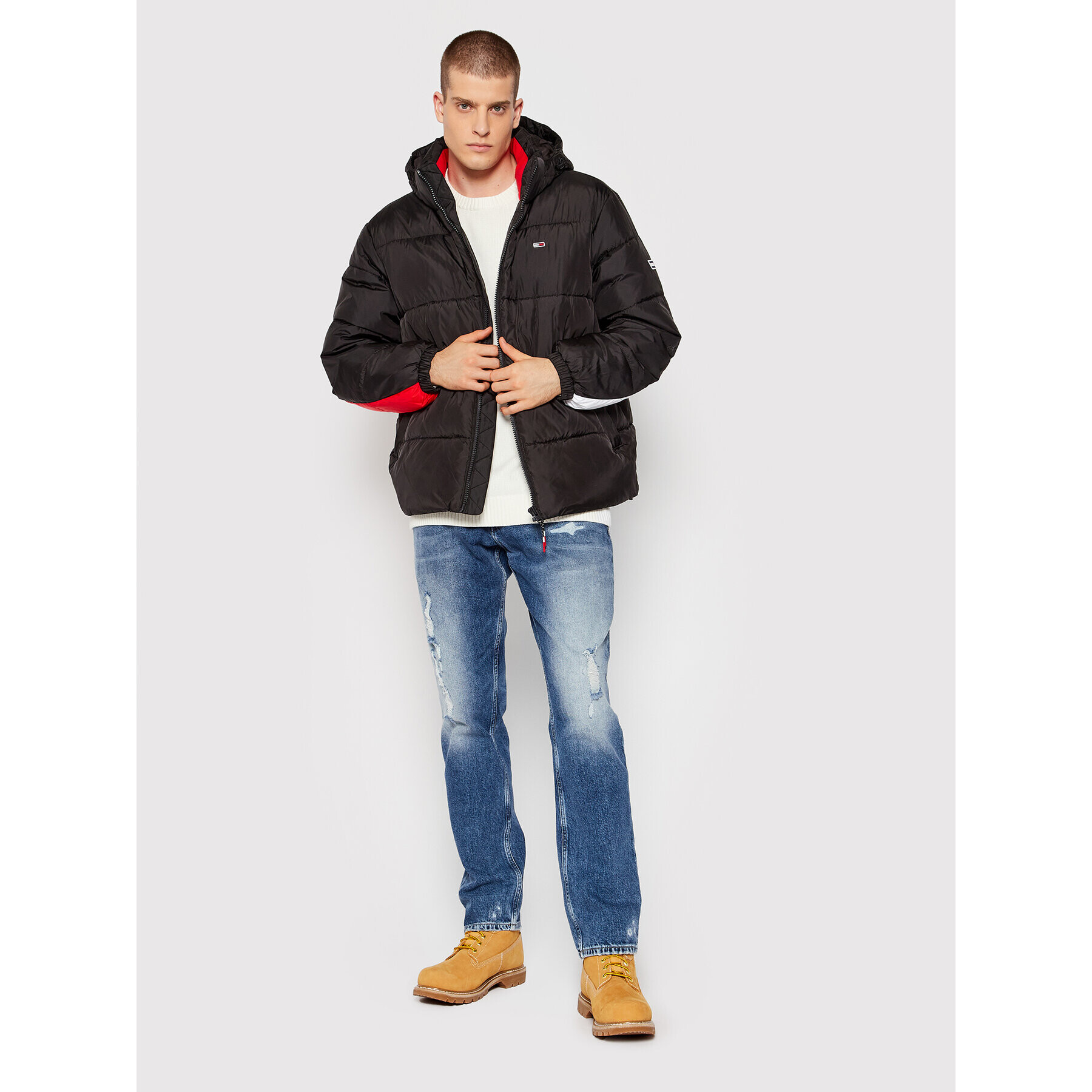 Tommy Jeans Пухено яке Back Flag Puffer DM0DM12170 Черен Regular Fit - Pepit.bg