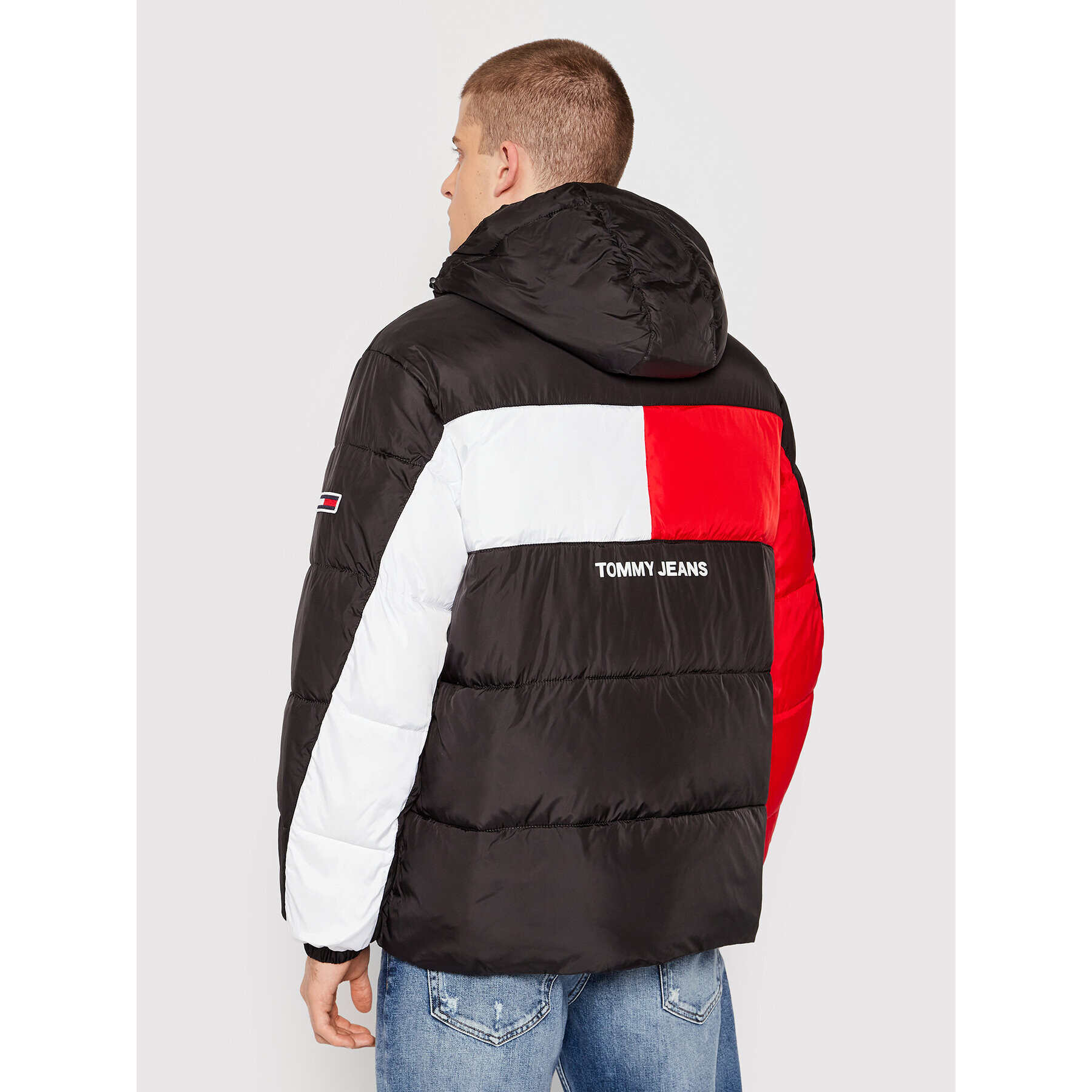 Tommy Jeans Пухено яке Back Flag Puffer DM0DM12170 Черен Regular Fit - Pepit.bg