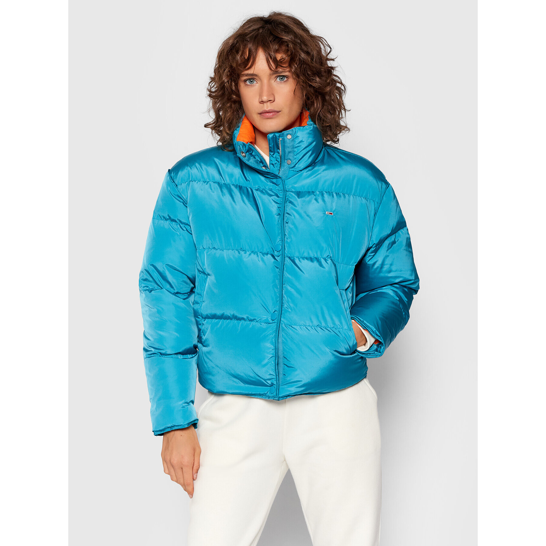 Tommy Jeans Пухено яке Color Pop DW0DW11089 Син Regular Fit - Pepit.bg