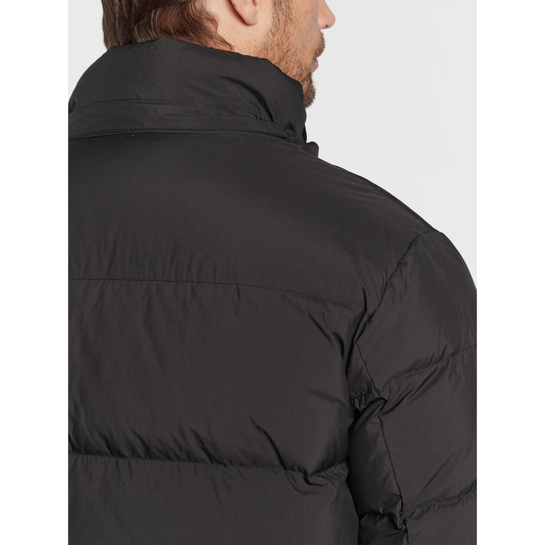 Tommy Jeans Пухено яке Essential DM0DM15117 Черен Regular Fit - Pepit.bg