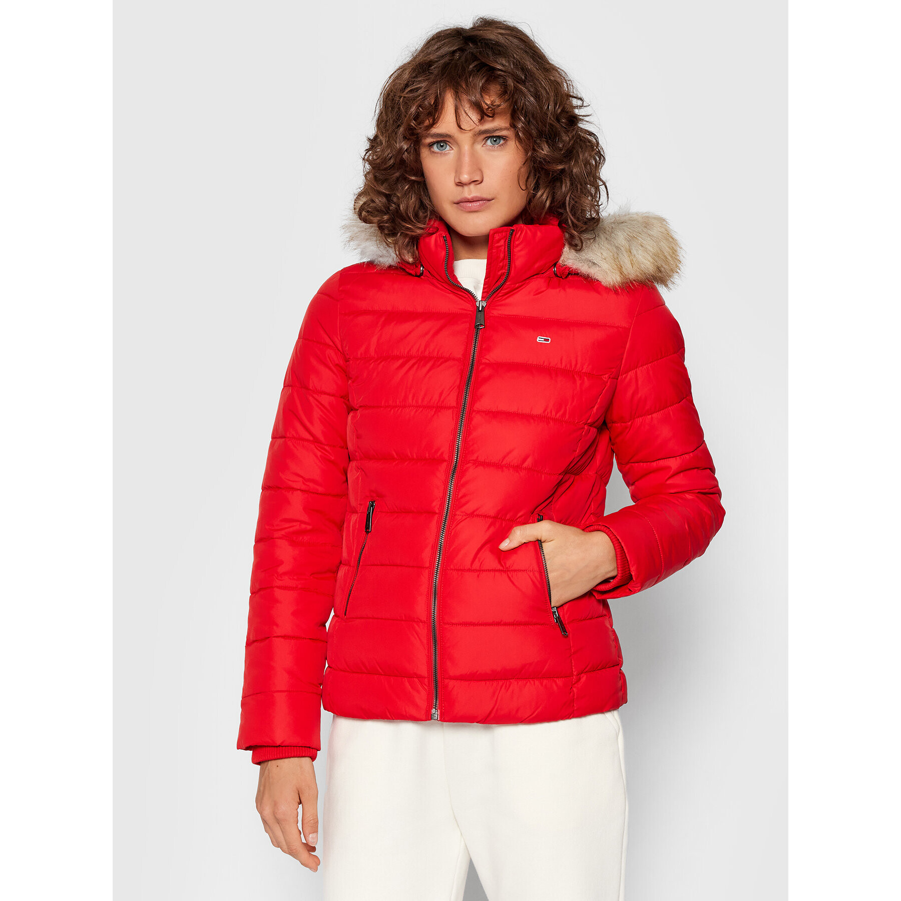 Tommy Jeans Пухено яке Essential DW0DW09062 Червен Slim Fit - Pepit.bg