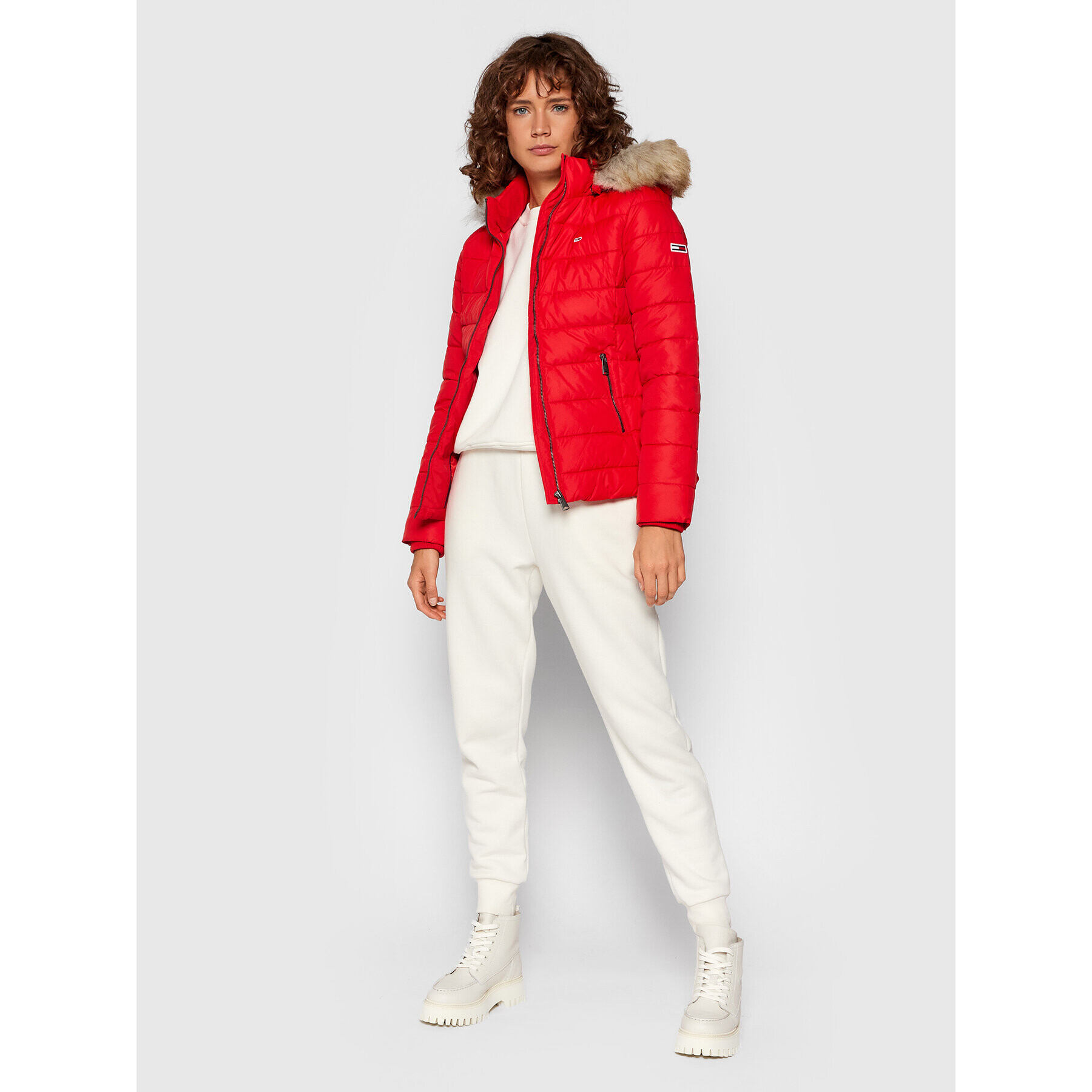 Tommy Jeans Пухено яке Essential DW0DW09062 Червен Slim Fit - Pepit.bg