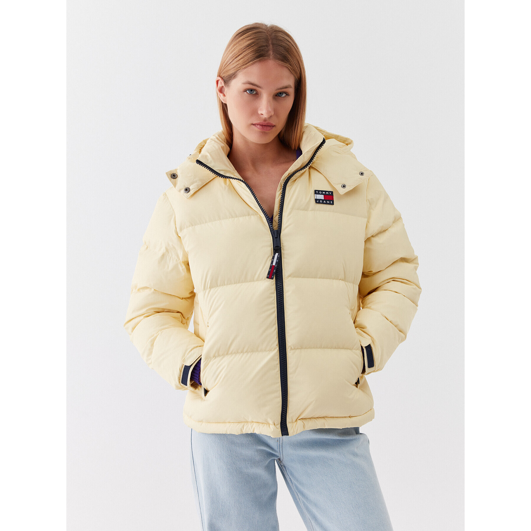 Tommy Jeans Пухено яке Alaska DW0DW14661 Жълт Regular Fit - Pepit.bg
