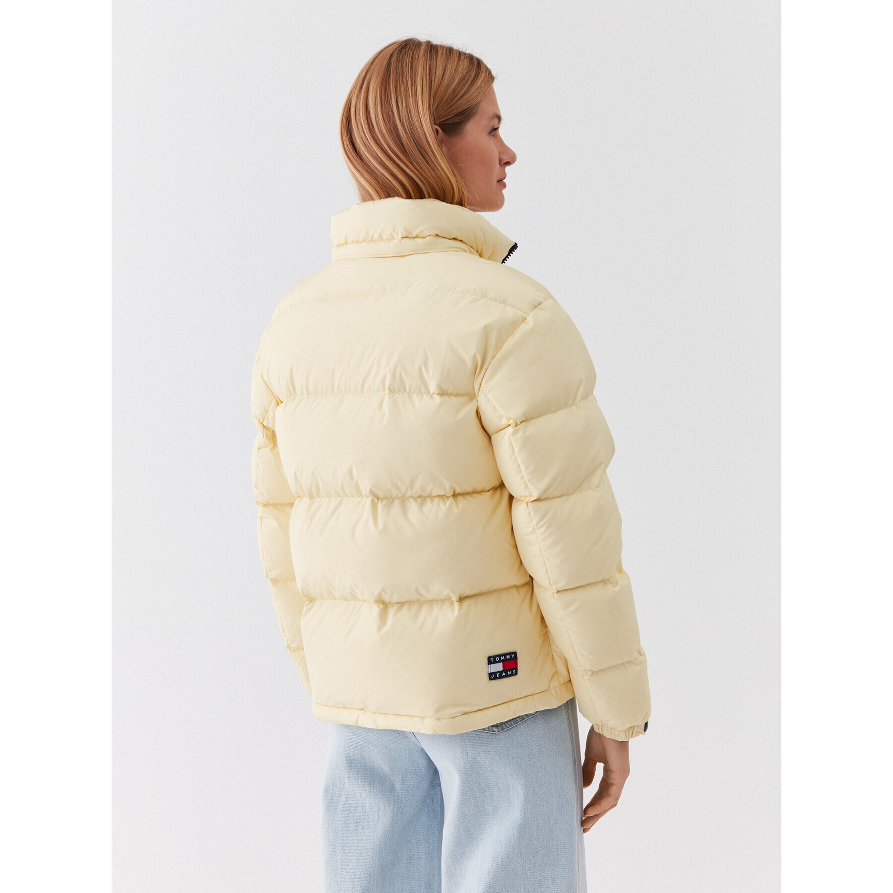 Tommy Jeans Пухено яке Alaska DW0DW14661 Жълт Regular Fit - Pepit.bg