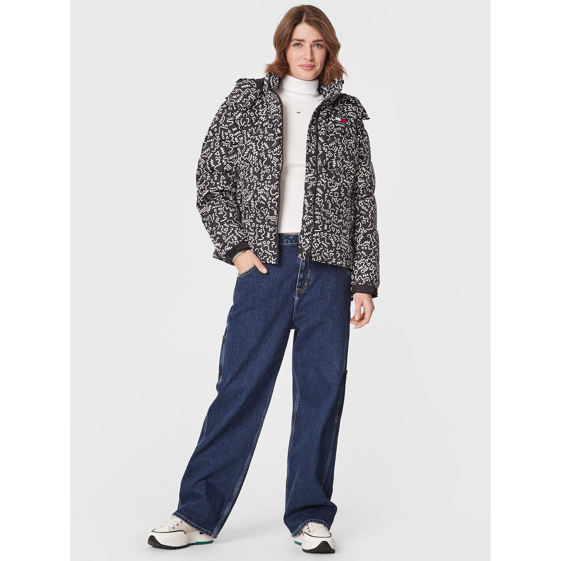 Tommy Jeans Пухено яке Alaska DW0DW14942 Черен Regular Fit - Pepit.bg