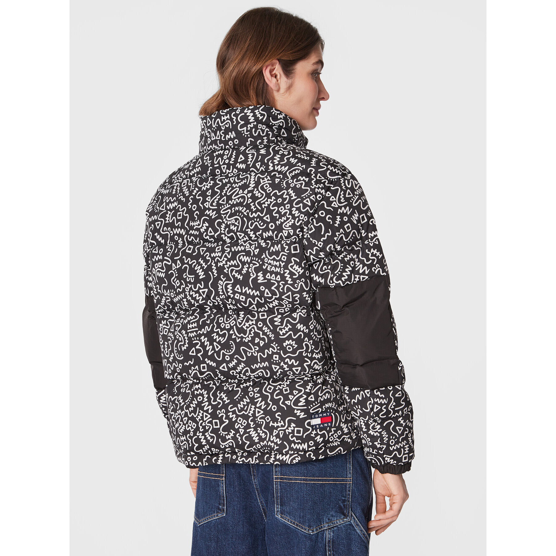 Tommy Jeans Пухено яке Alaska DW0DW14942 Черен Regular Fit - Pepit.bg