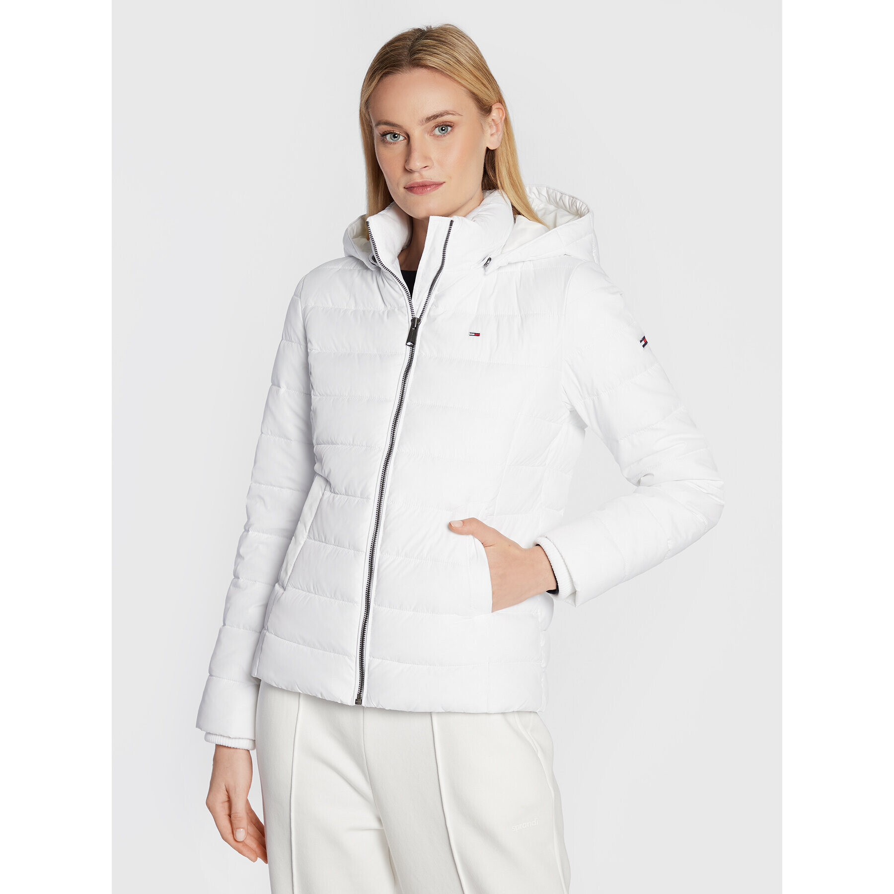 Tommy Jeans Пухено яке Basic DW0DW13741 Бял Regular Fit - Pepit.bg