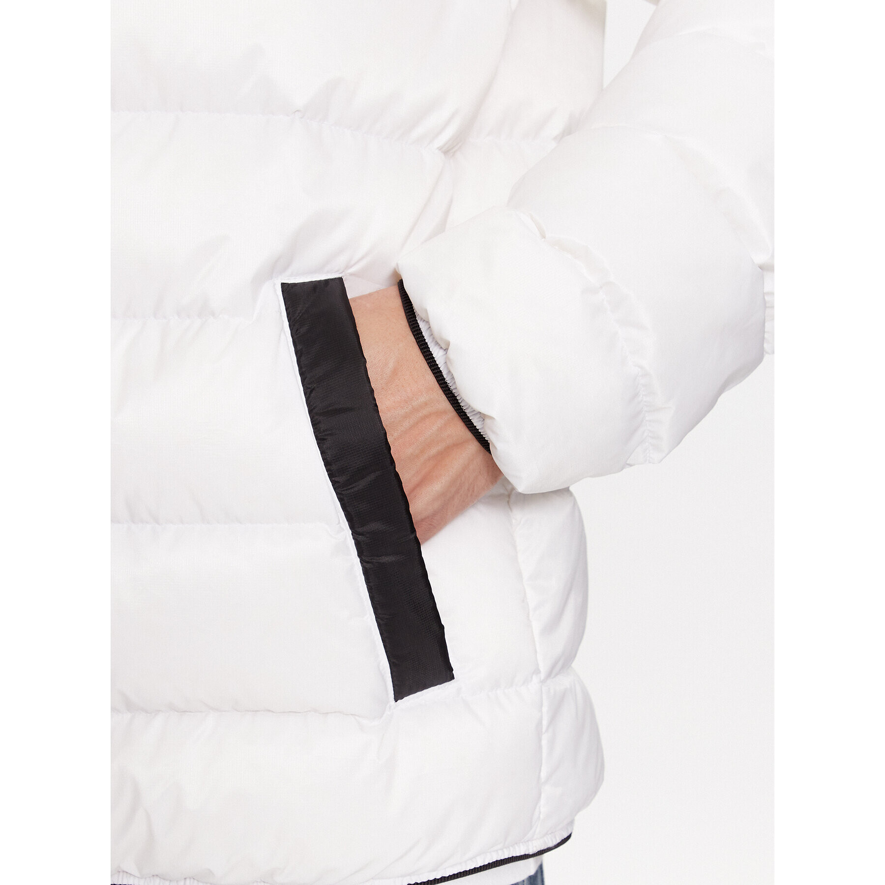 Tommy Jeans Пухено яке DM0DM17233 Бял Regular Fit - Pepit.bg