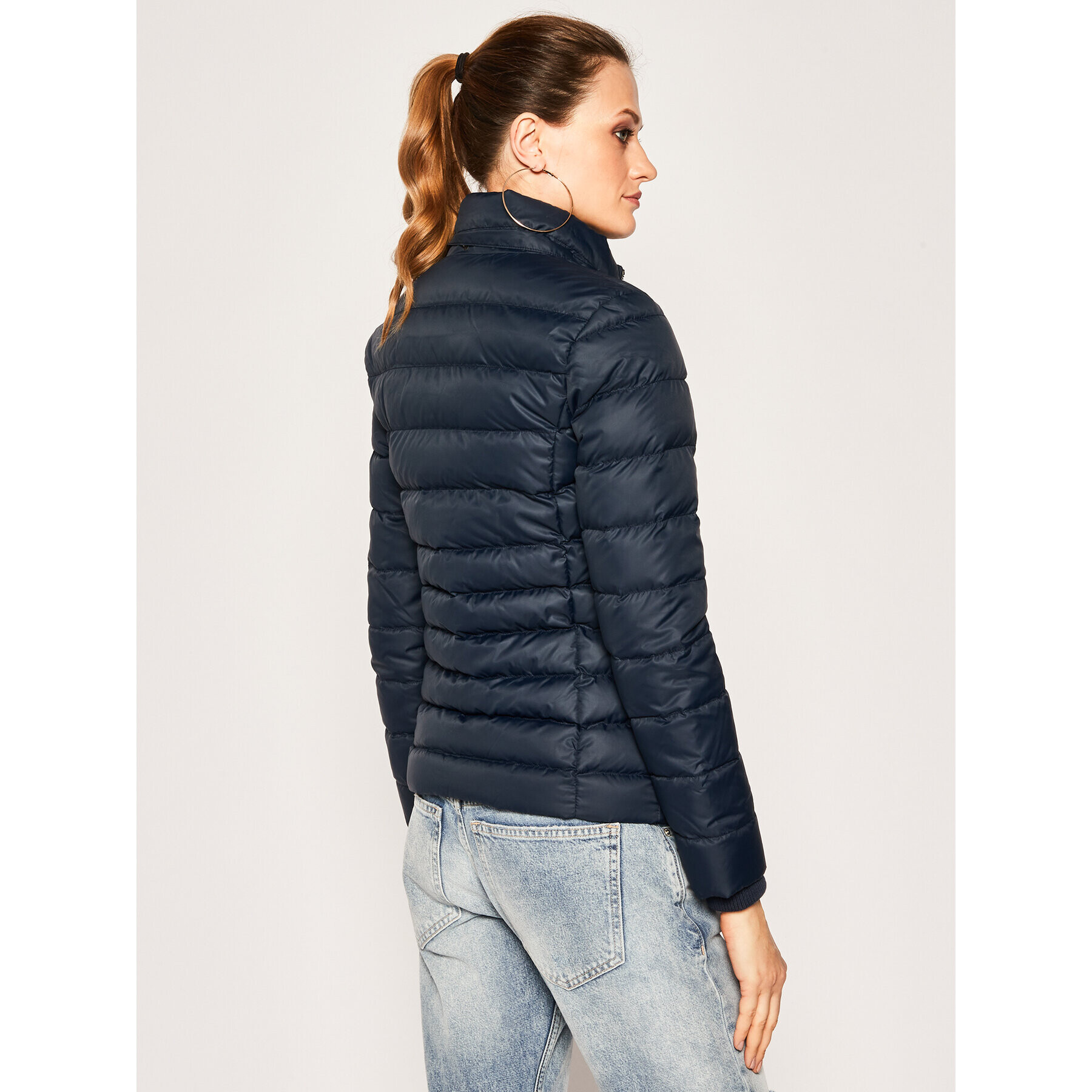 Tommy Jeans Пухено яке Essential DW0DW06774 Тъмносин Regular Fit - Pepit.bg