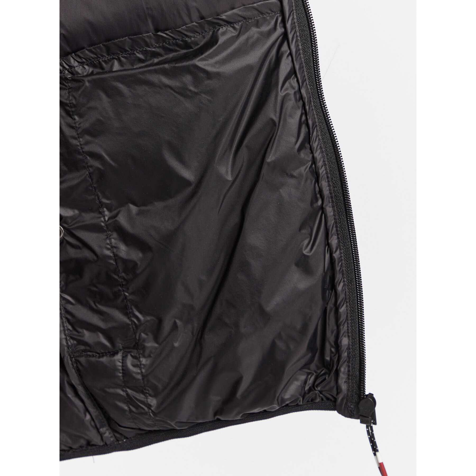 Tommy Jeans Пухено яке Light DM0DM15385 Черен Regular Fit - Pepit.bg