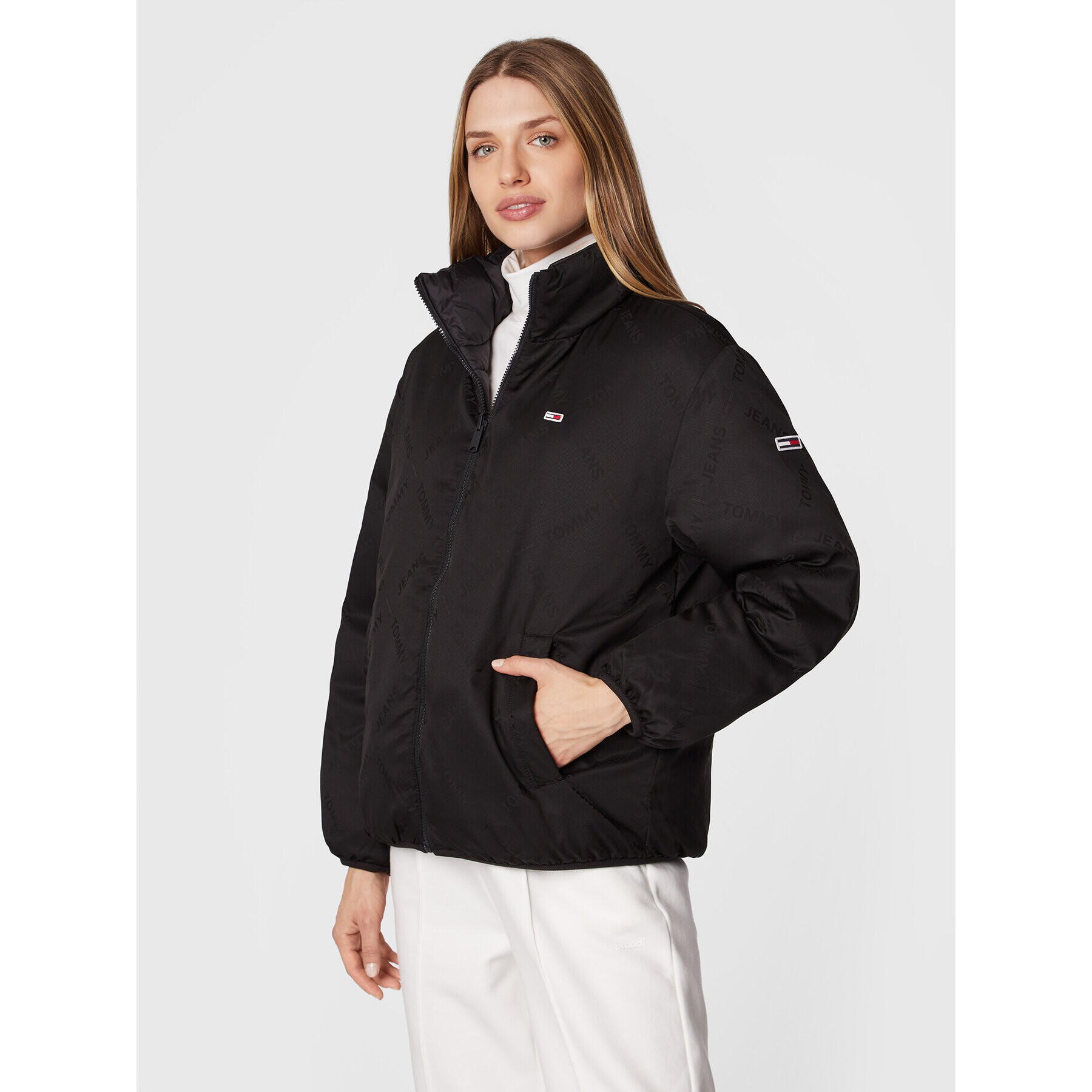 Tommy Jeans Пухено яке Reverse DW0DW13751 Черен Regular Fit - Pepit.bg