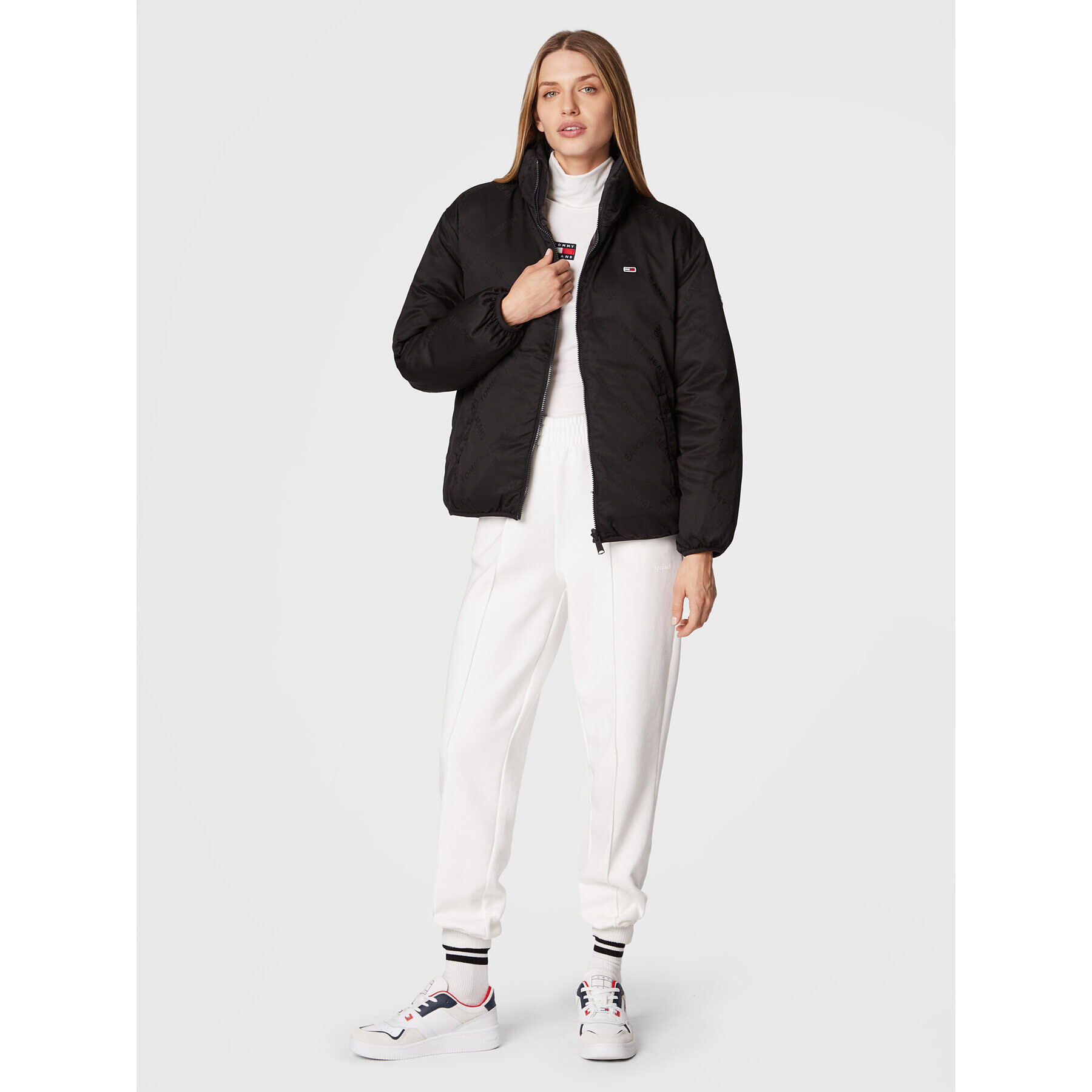Tommy Jeans Пухено яке Reverse DW0DW13751 Черен Regular Fit - Pepit.bg