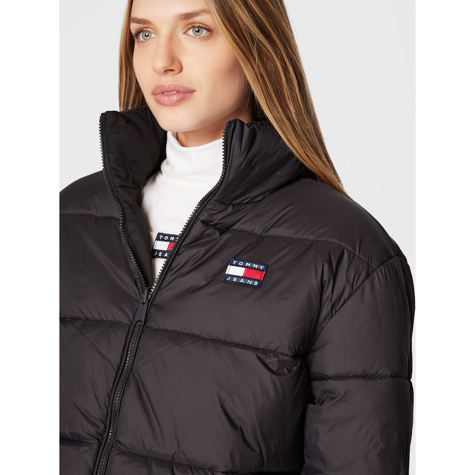 Tommy Jeans Пухено яке Reverse DW0DW13751 Черен Regular Fit - Pepit.bg