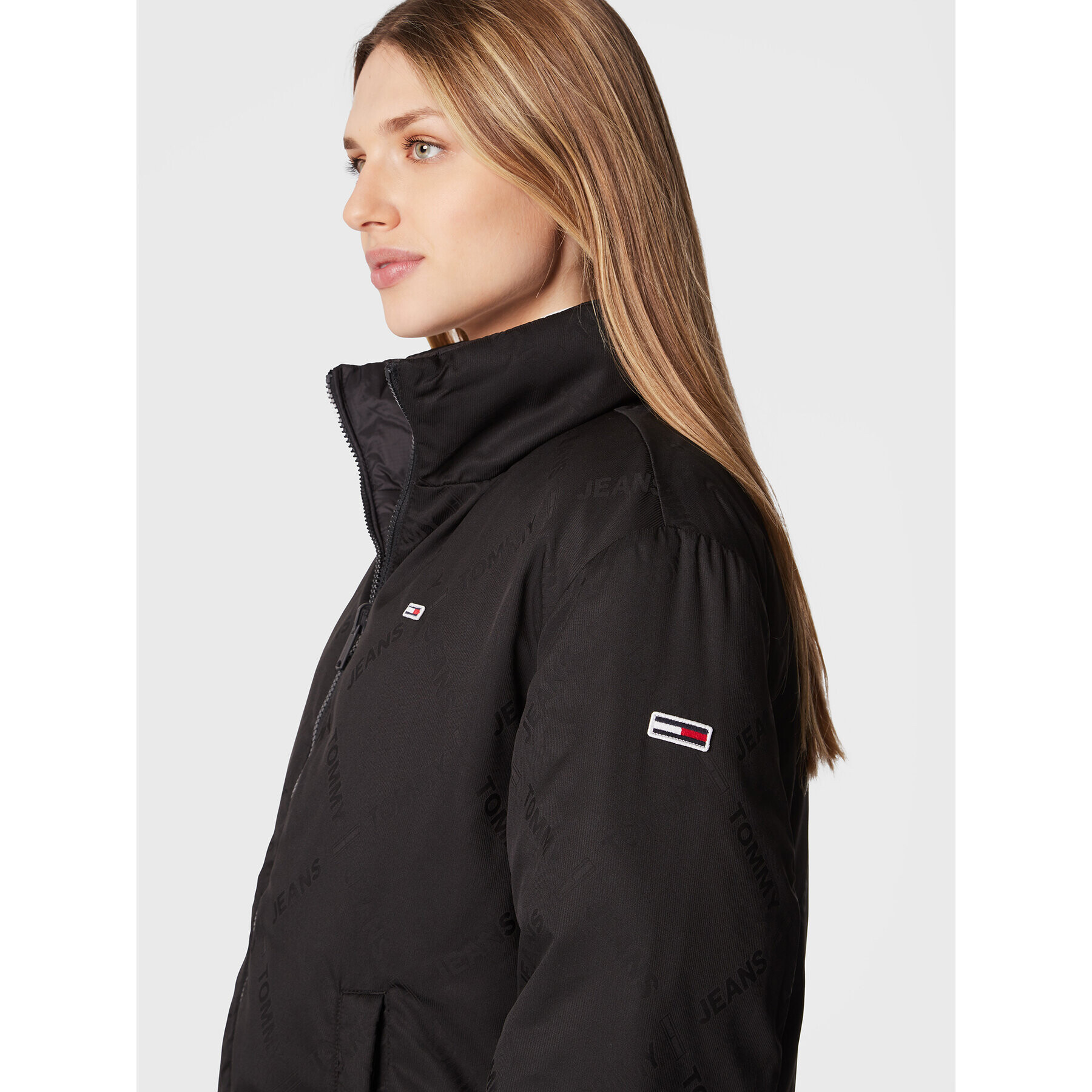 Tommy Jeans Пухено яке Reverse DW0DW13751 Черен Regular Fit - Pepit.bg
