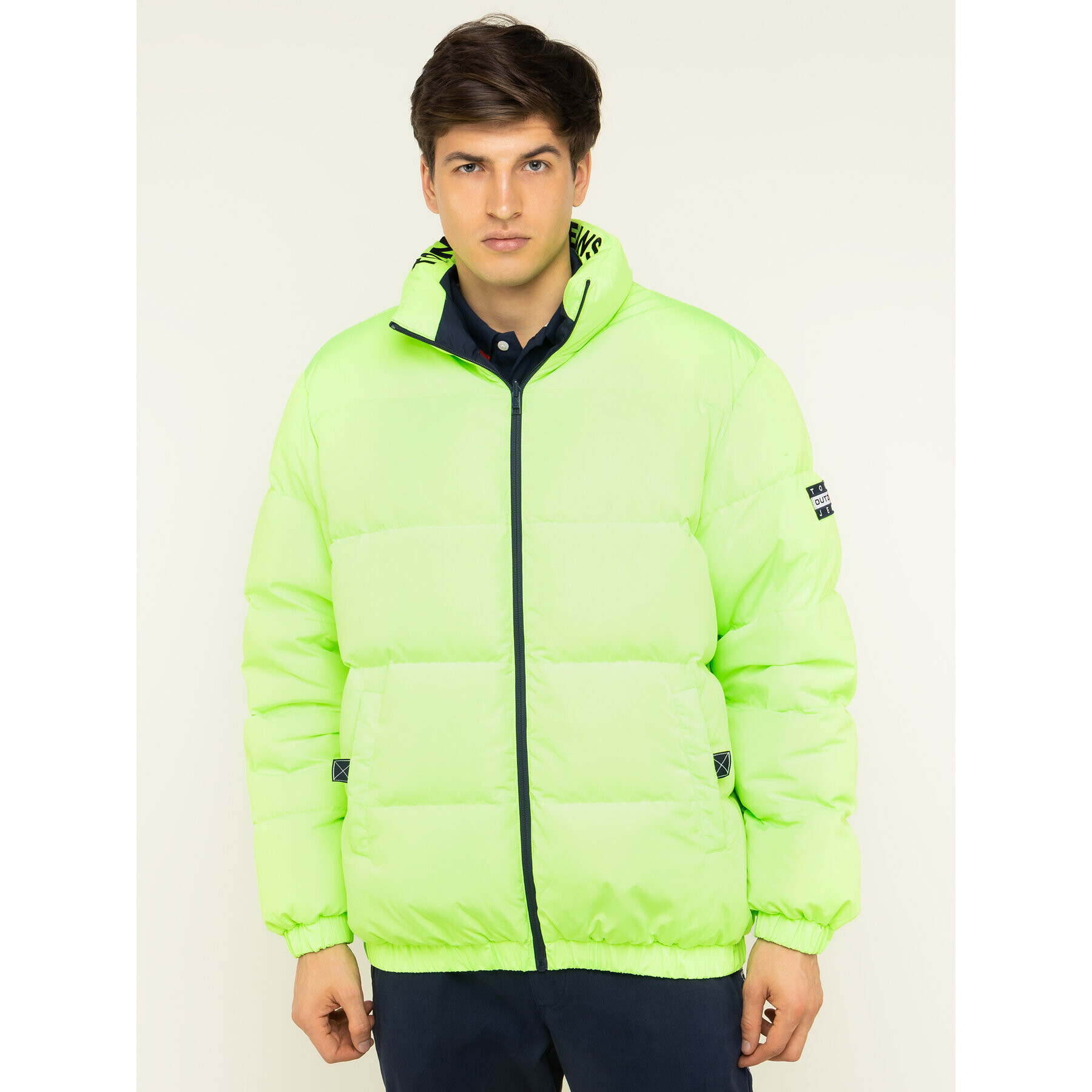 Tommy Jeans Пухено яке Reversible DM0DM07373 Жълт Regular Fit - Pepit.bg