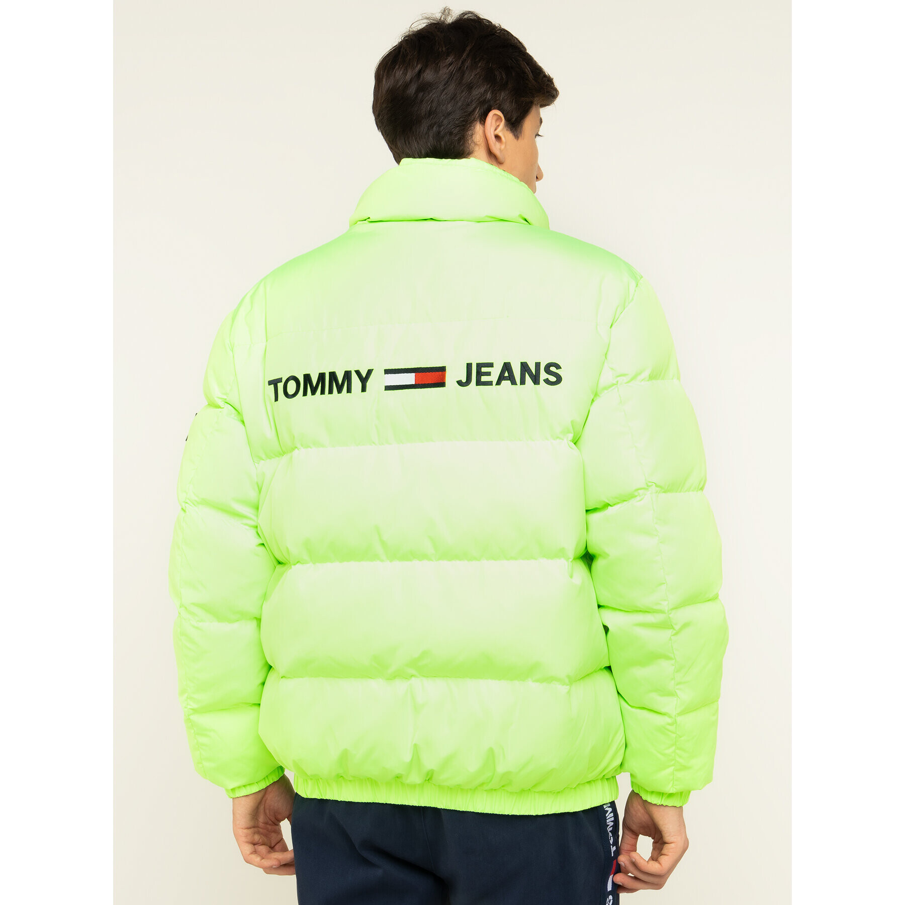 Tommy Jeans Пухено яке Reversible DM0DM07373 Жълт Regular Fit - Pepit.bg