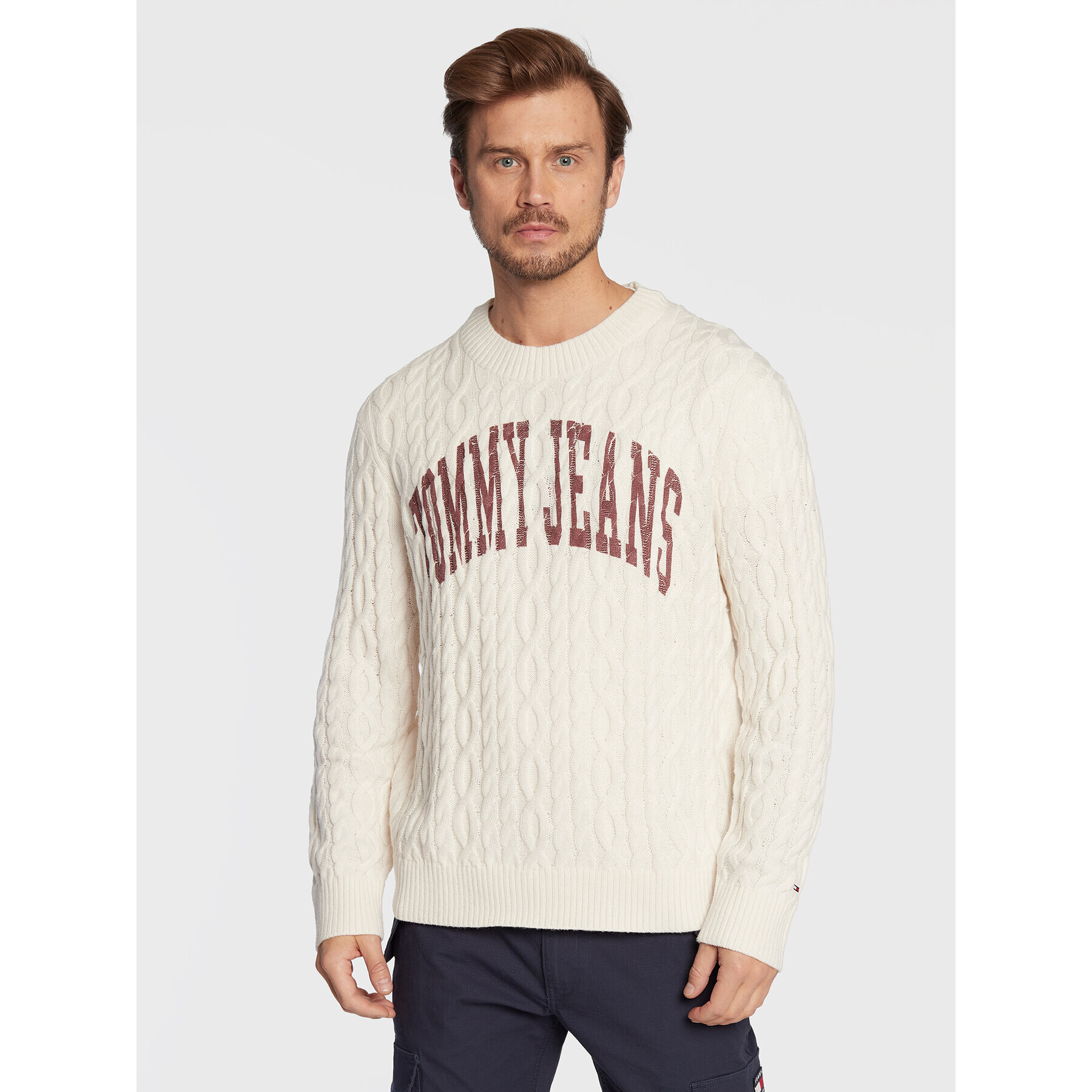 Tommy Jeans Пуловер Collegiate DM0DM15070 Бял Relaxed Fit - Pepit.bg