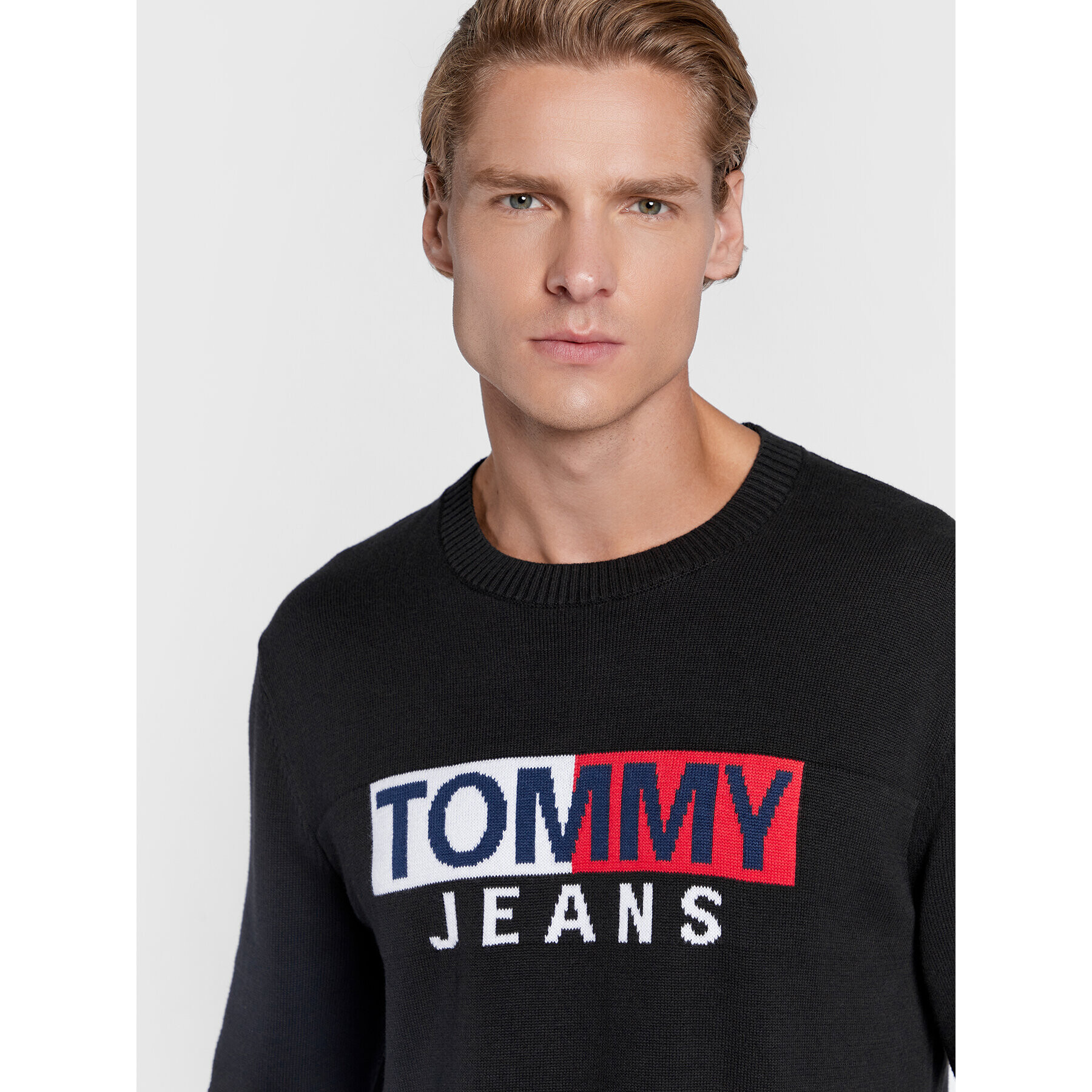 Tommy Jeans Пуловер Entry Flag DM0DM13755 Черен Relaxed Fit - Pepit.bg