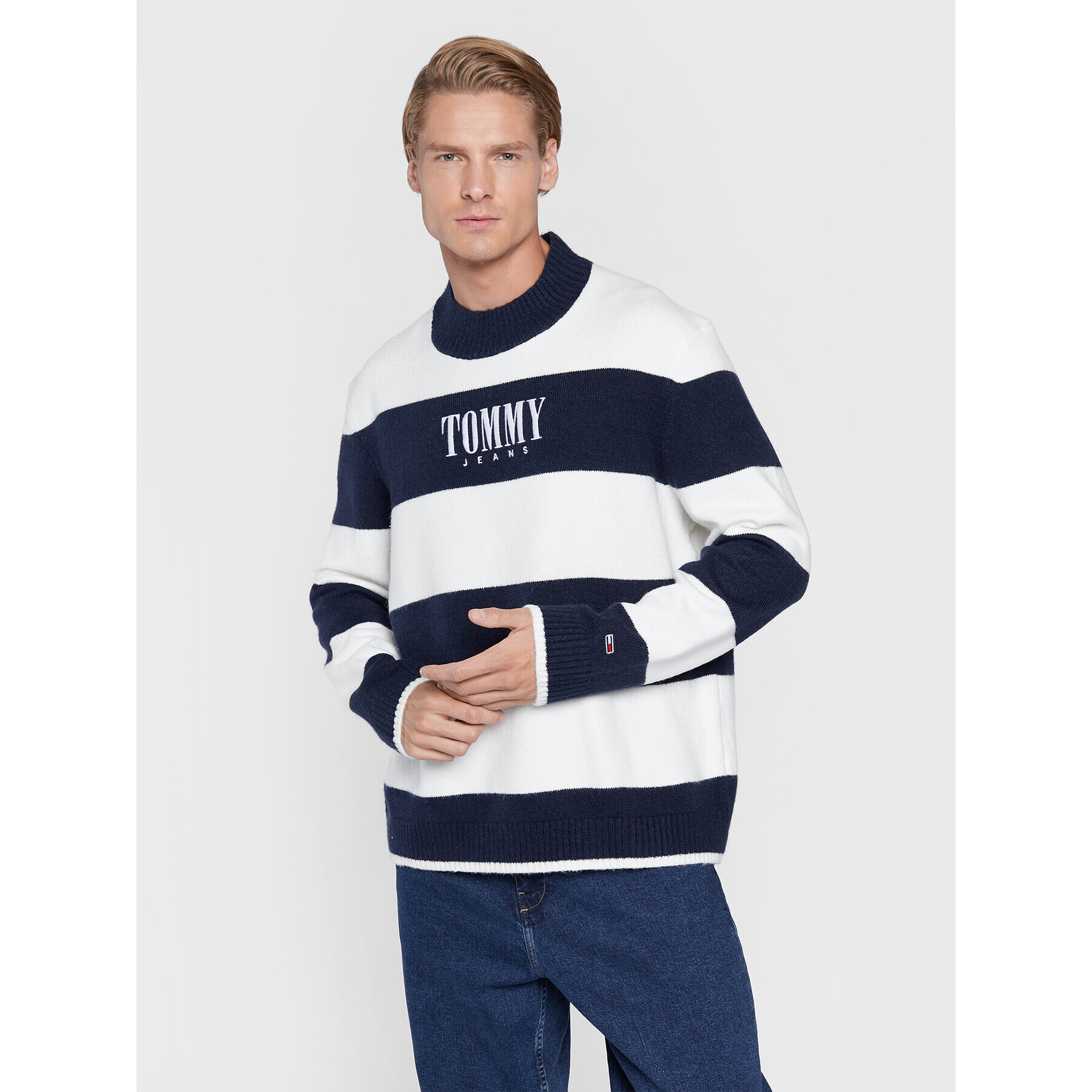 Tommy Jeans Пуловер Serif Stripe DM0DM15154 Тъмносин Relaxed Fit - Pepit.bg