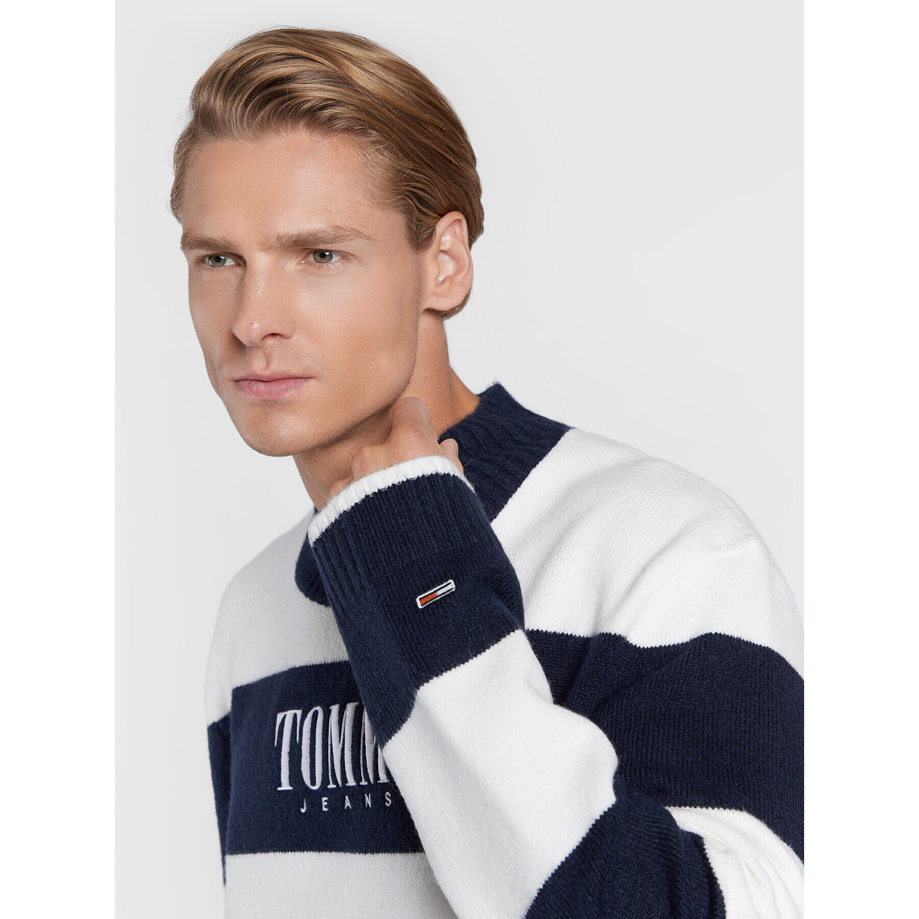 Tommy Jeans Пуловер Serif Stripe DM0DM15154 Тъмносин Relaxed Fit - Pepit.bg