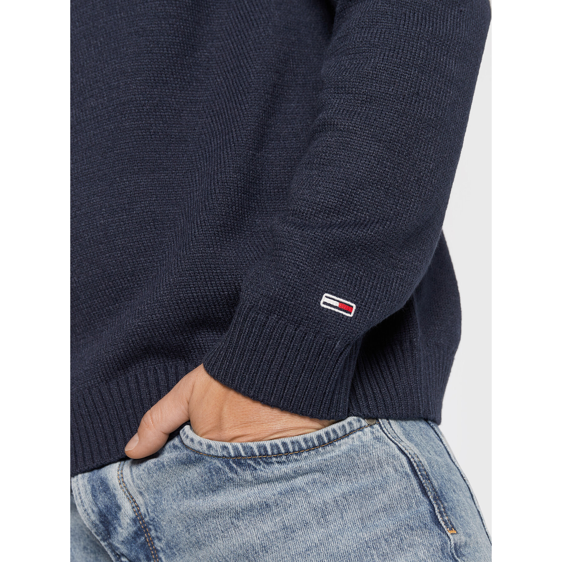 Tommy Jeans Пуловер Signature DM0DM15062 Тъмносин Relaxed Fit - Pepit.bg