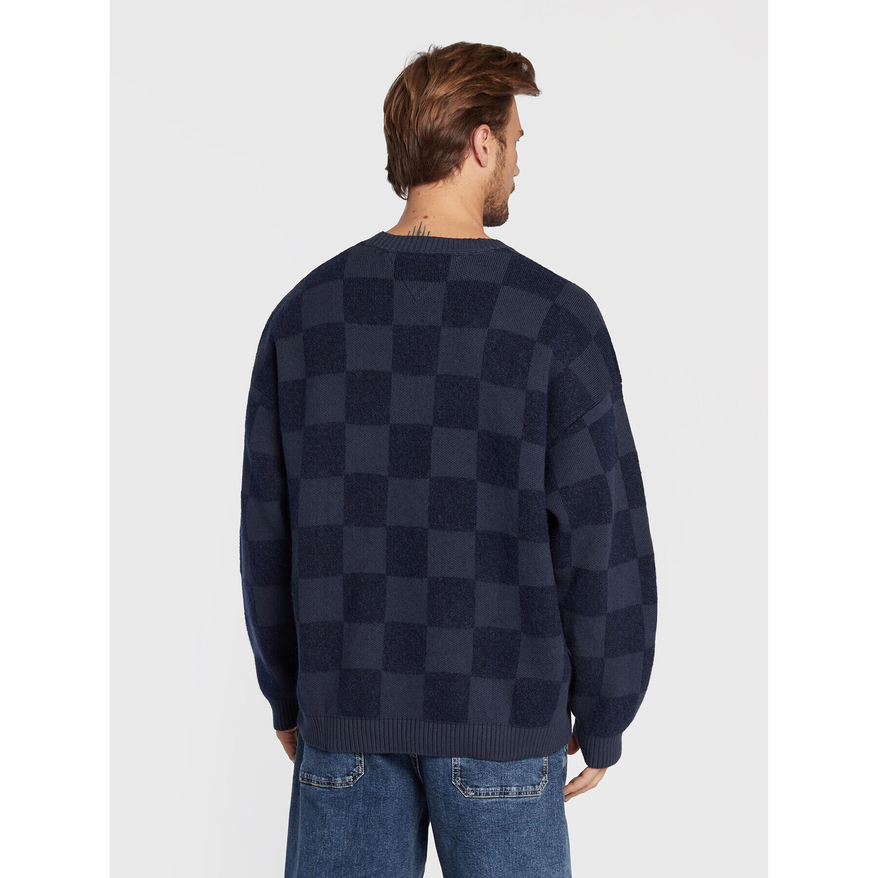 Tommy Jeans Пуловер Skater Checkerboard DM0DM15069 Тъмносин Relaxed Fit - Pepit.bg