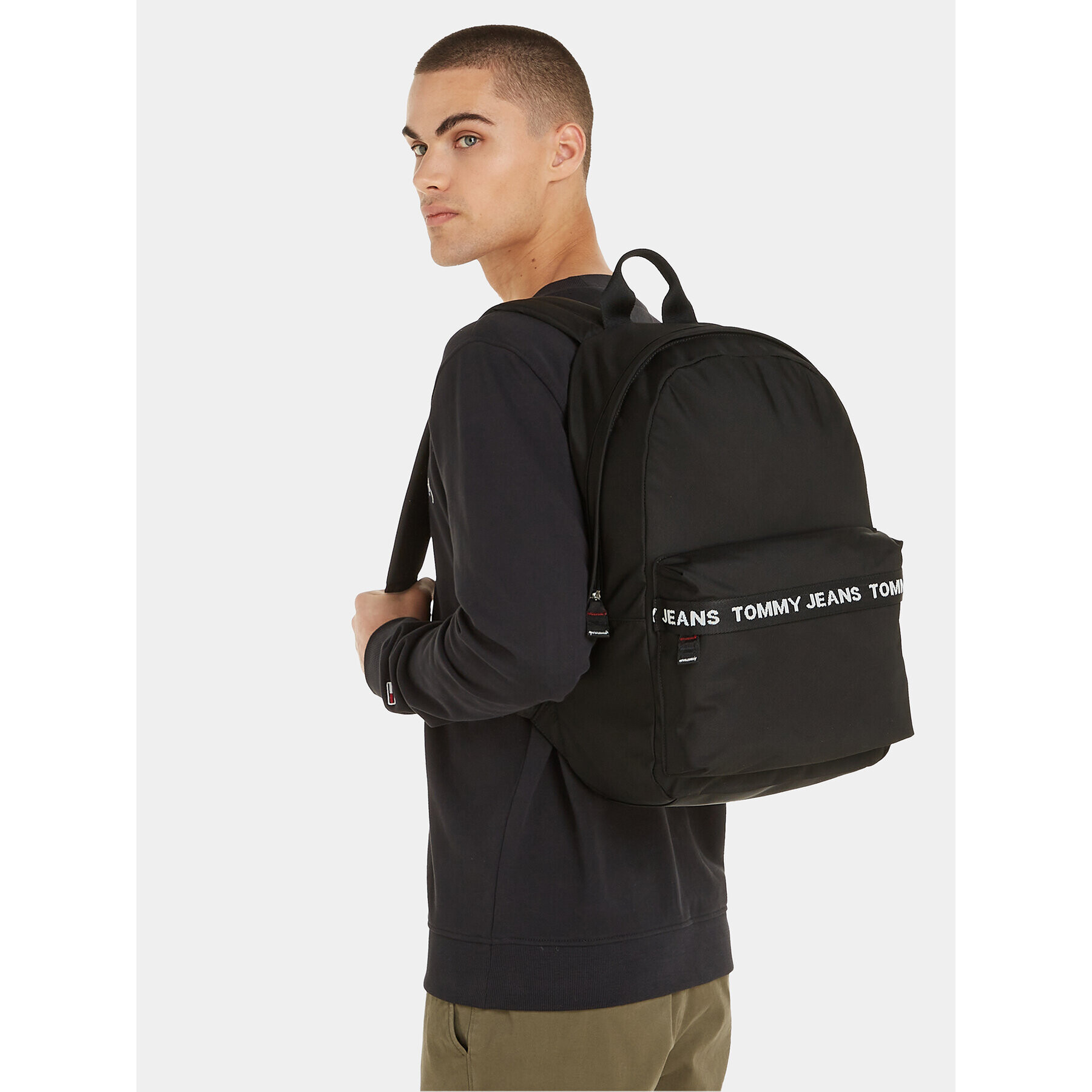 Tommy Jeans Раница Essential Dome AM0AM11520 Черен - Pepit.bg