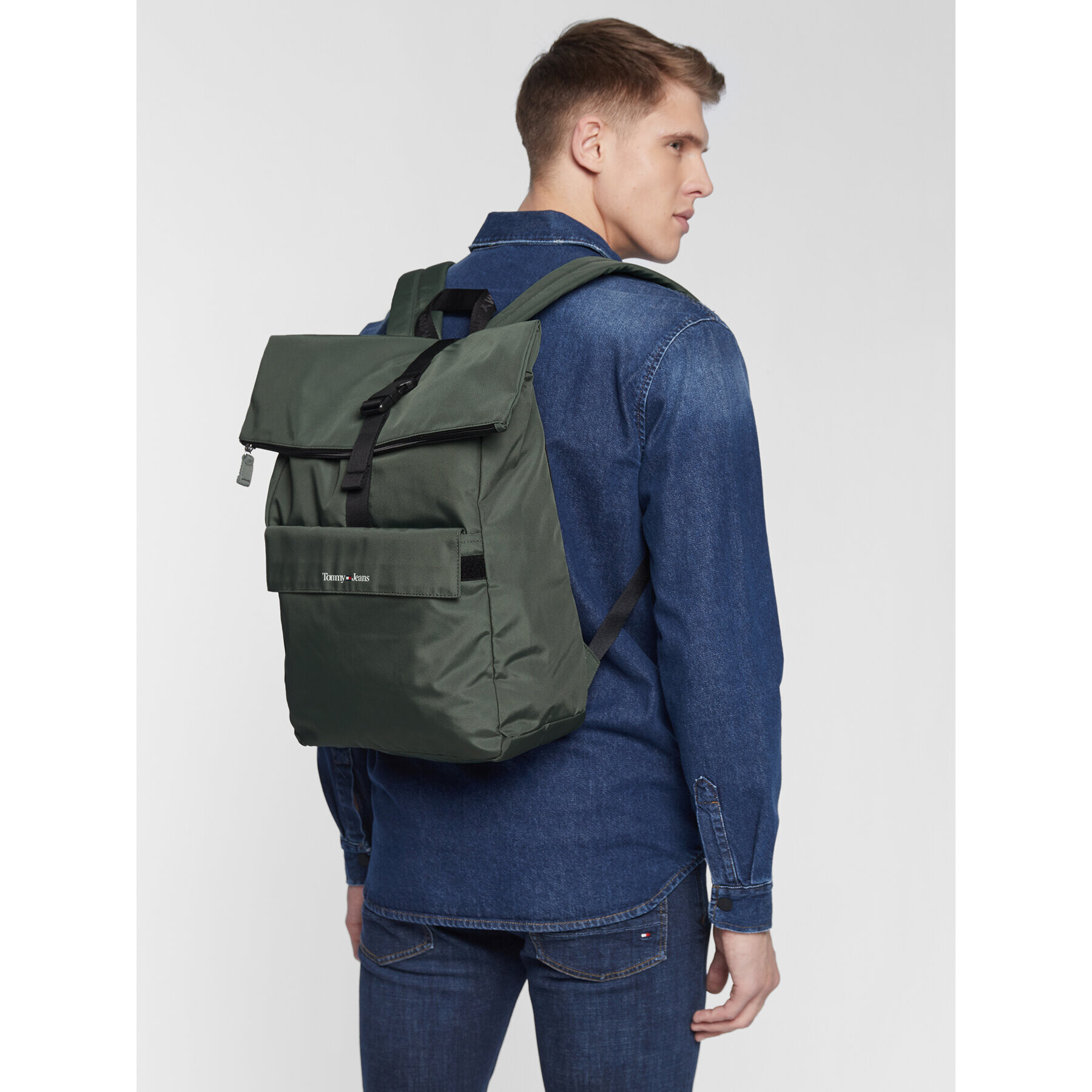 Tommy Jeans Раница Tjm Essential Rolltop Backpack AM0AM10722 Зелен - Pepit.bg