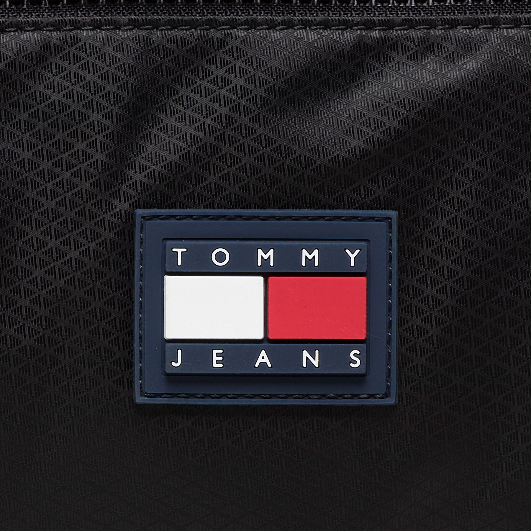 Tommy Jeans Сак Tjm Modern Tech Duffle AM0AM09725 Черен - Pepit.bg