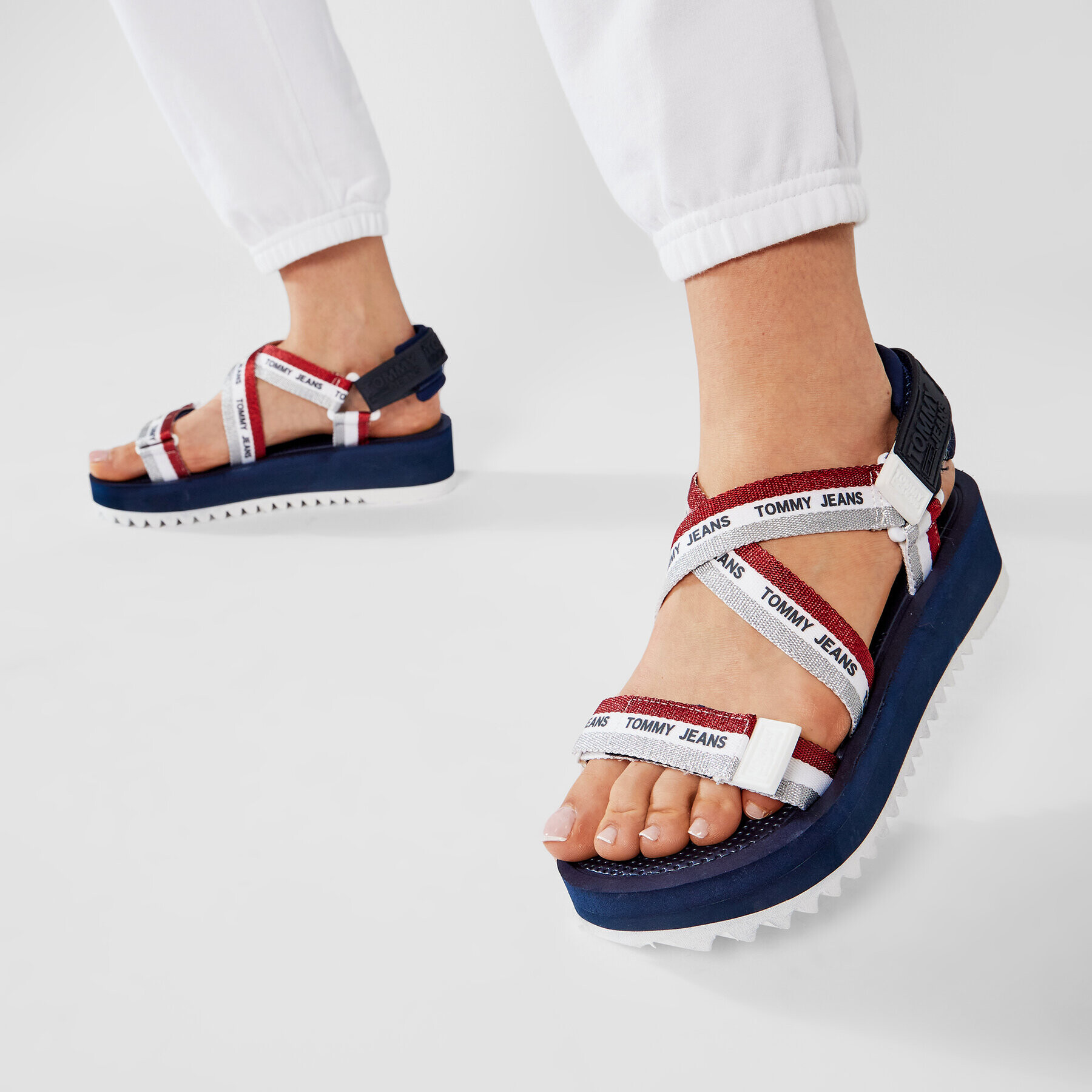 Tommy Jeans Сандали Lurex Webbing Strappy Sandal EN0EN01325 Цветен - Pepit.bg