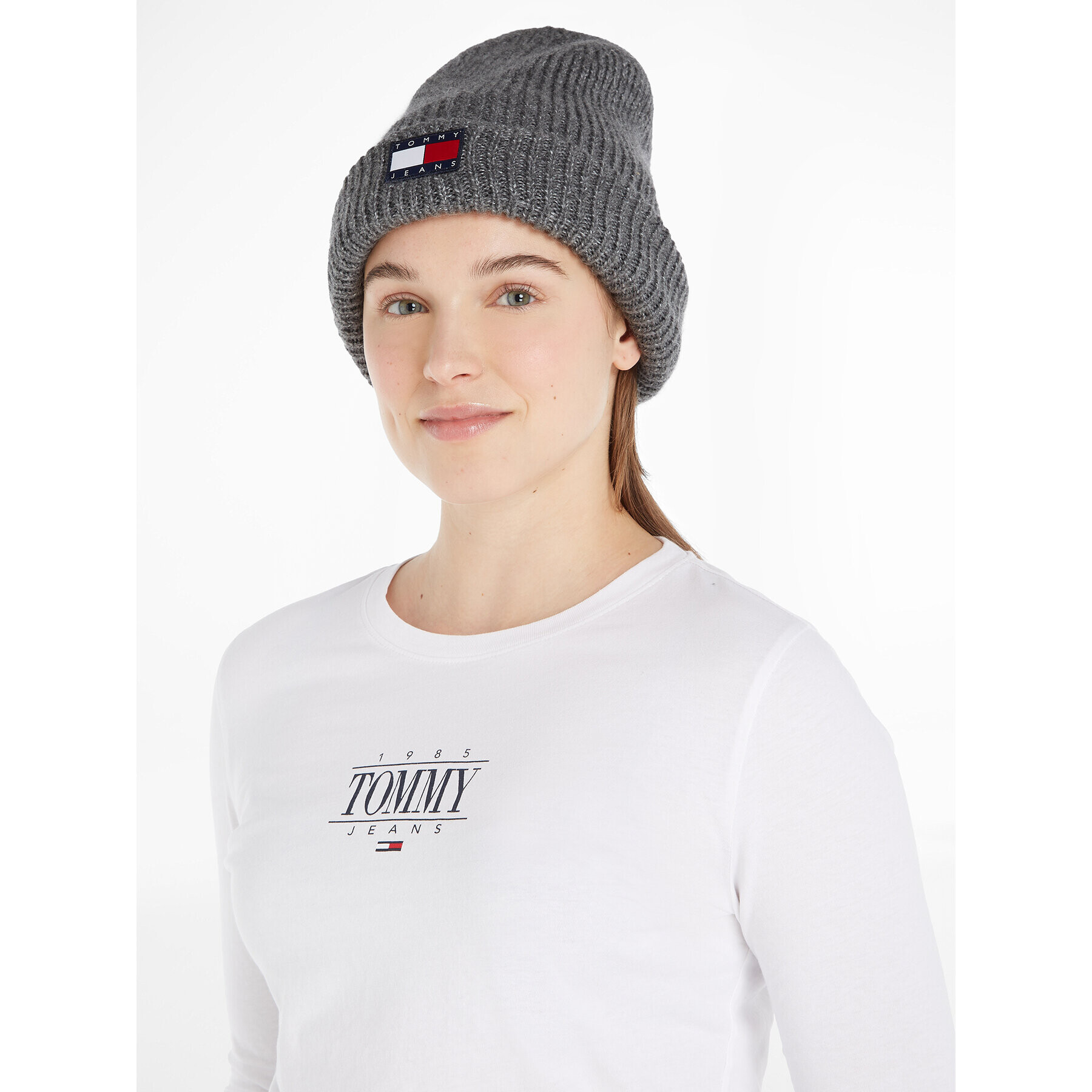 Tommy Jeans Шапка Tjw Soft Ready Beanie AW0AW15464 Сив - Pepit.bg