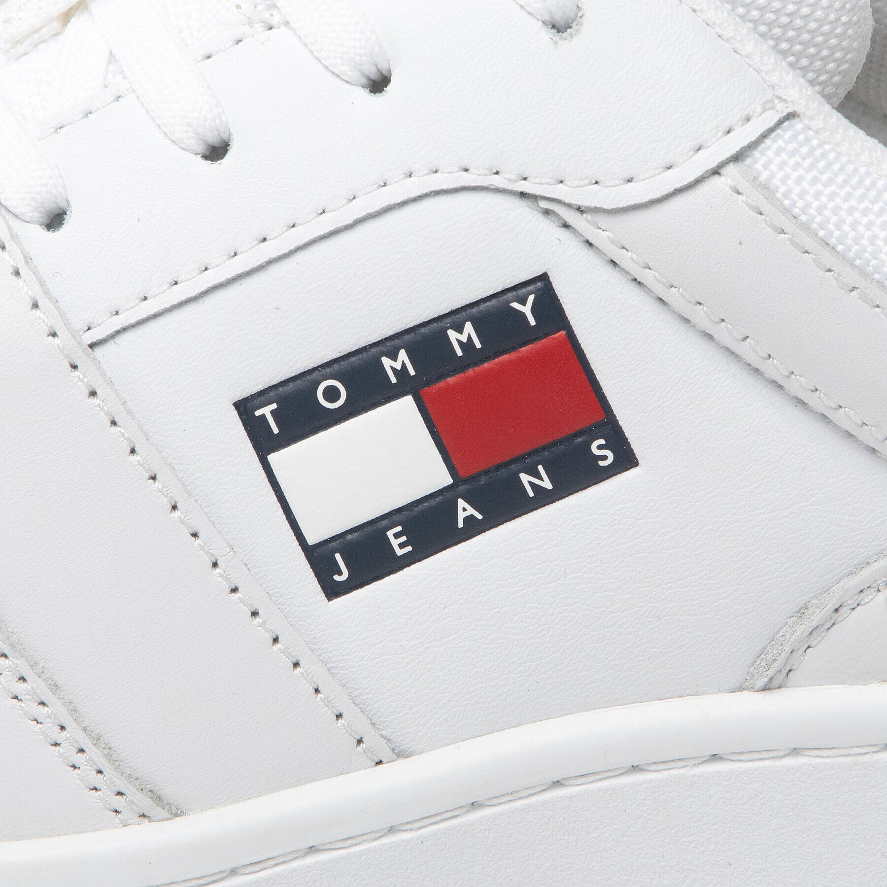 Tommy Jeans Сникърси Retro Basket EM0EM00955 Бял - Pepit.bg
