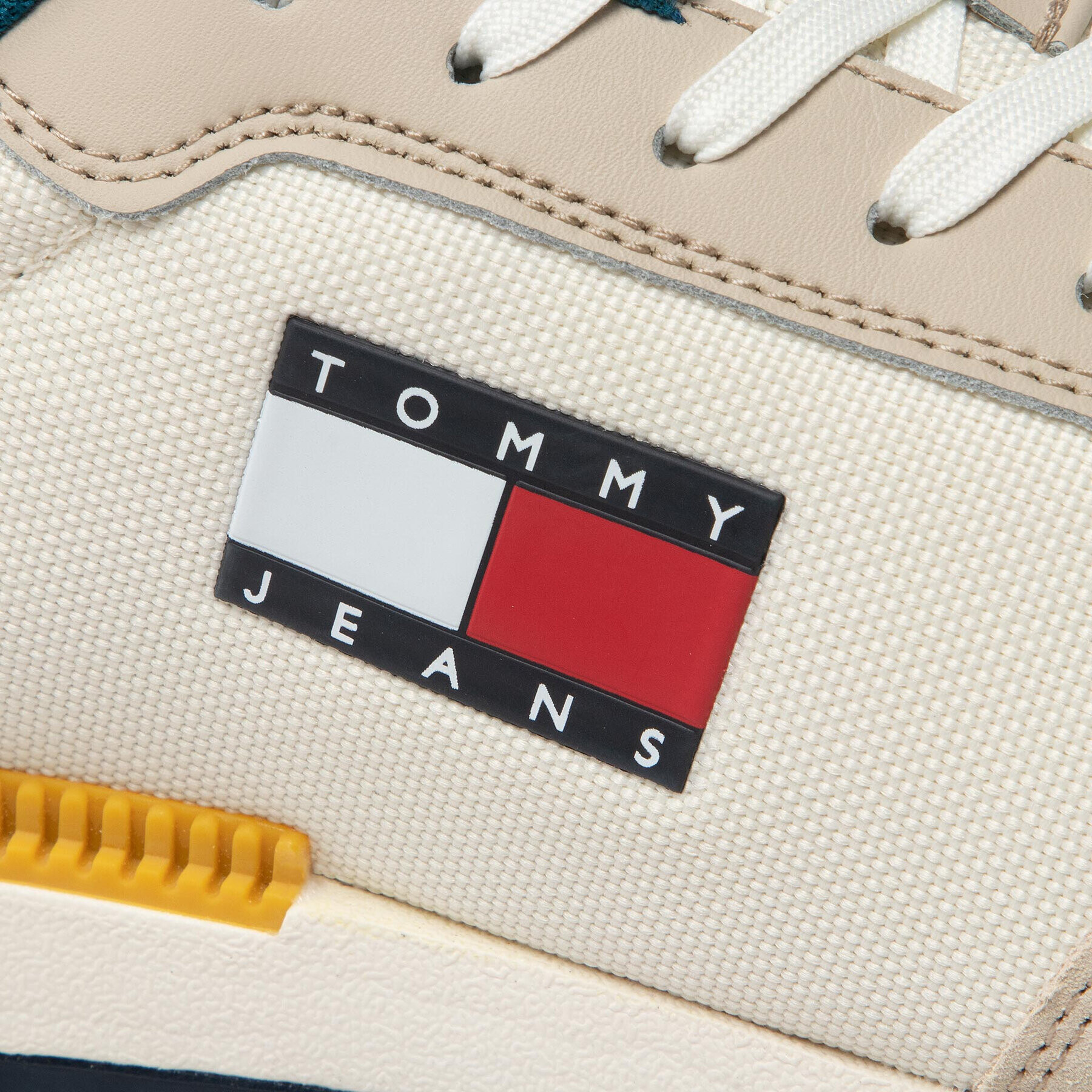 Tommy Jeans Сникърси Retro Evolve EM0EM00991 Бежов - Pepit.bg