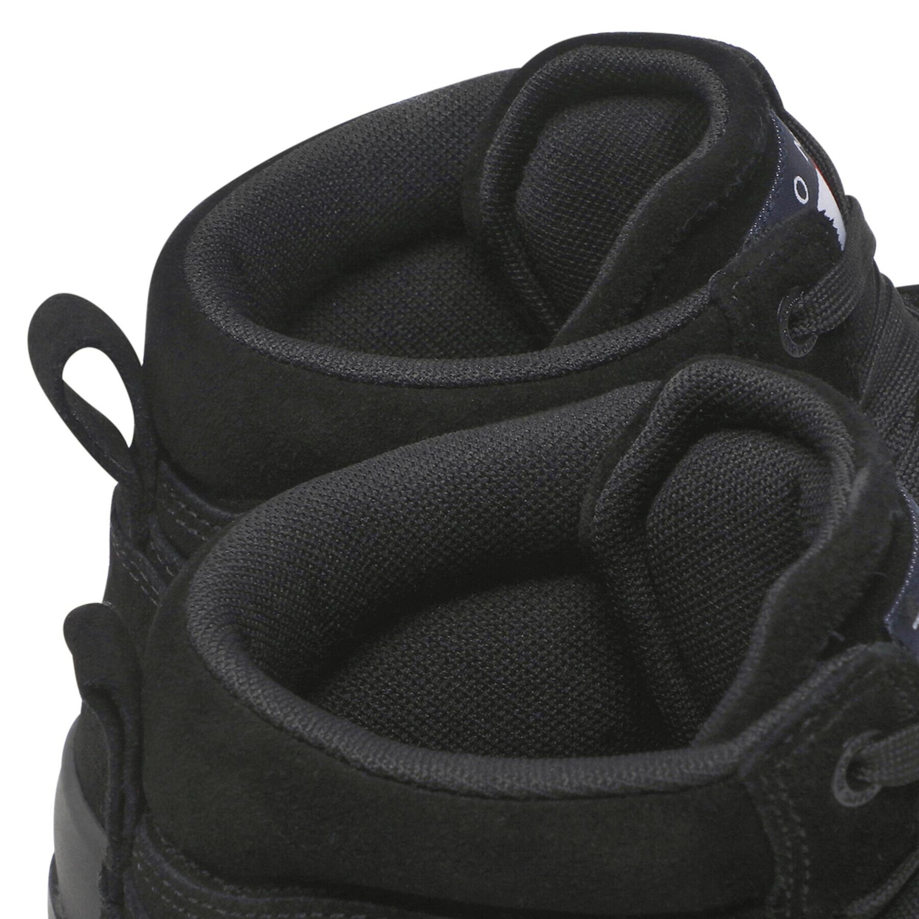 Tommy Jeans Сникърси Suede Basket Midcut EM0EM01072 Черен - Pepit.bg